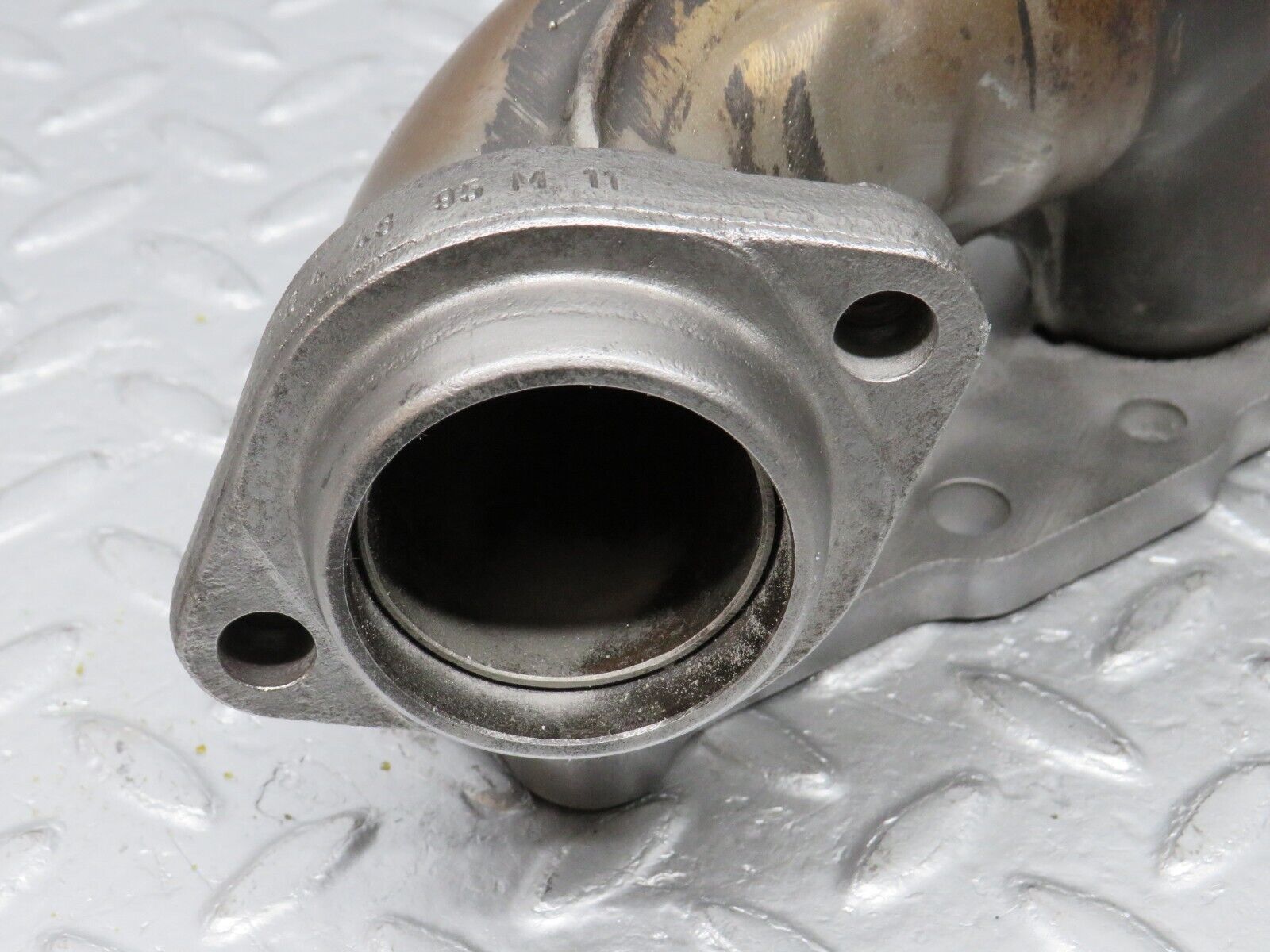 39430 Mercedes-Benz R129 320SL Coupe Exhaust Manifold 4-6 Cylinder