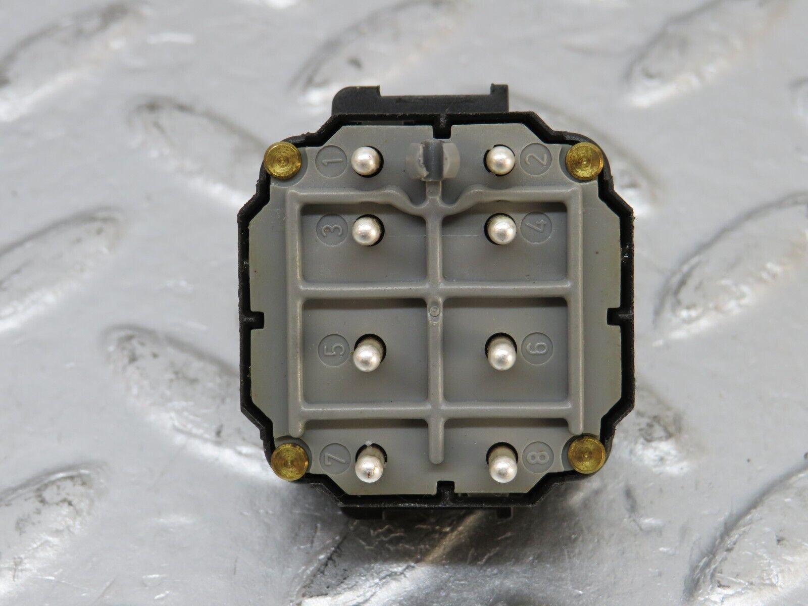 33317 Mercedes-Benz W202 C180 Electric Mirror Adjust Switch 1298200610