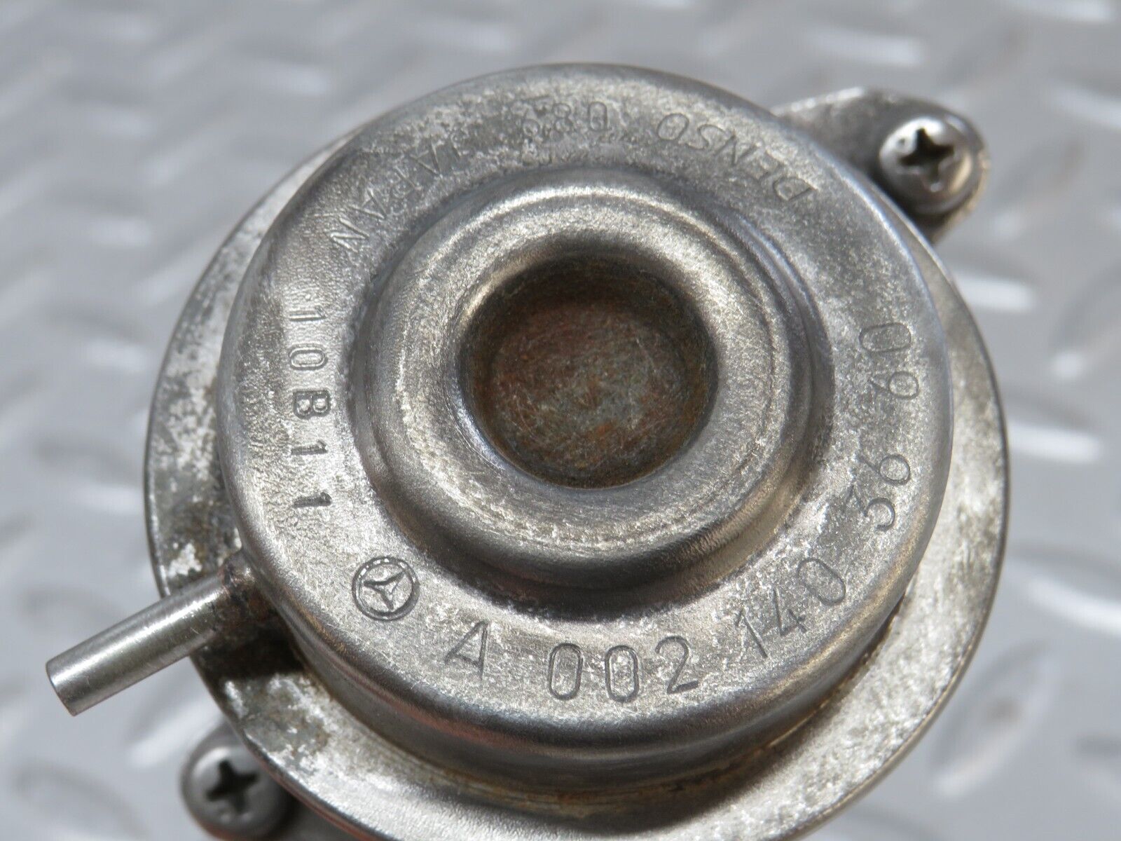 34941 Mercedes-Benz W210 320E Exhaust Gas Recirculation Valve EGR 0021403560