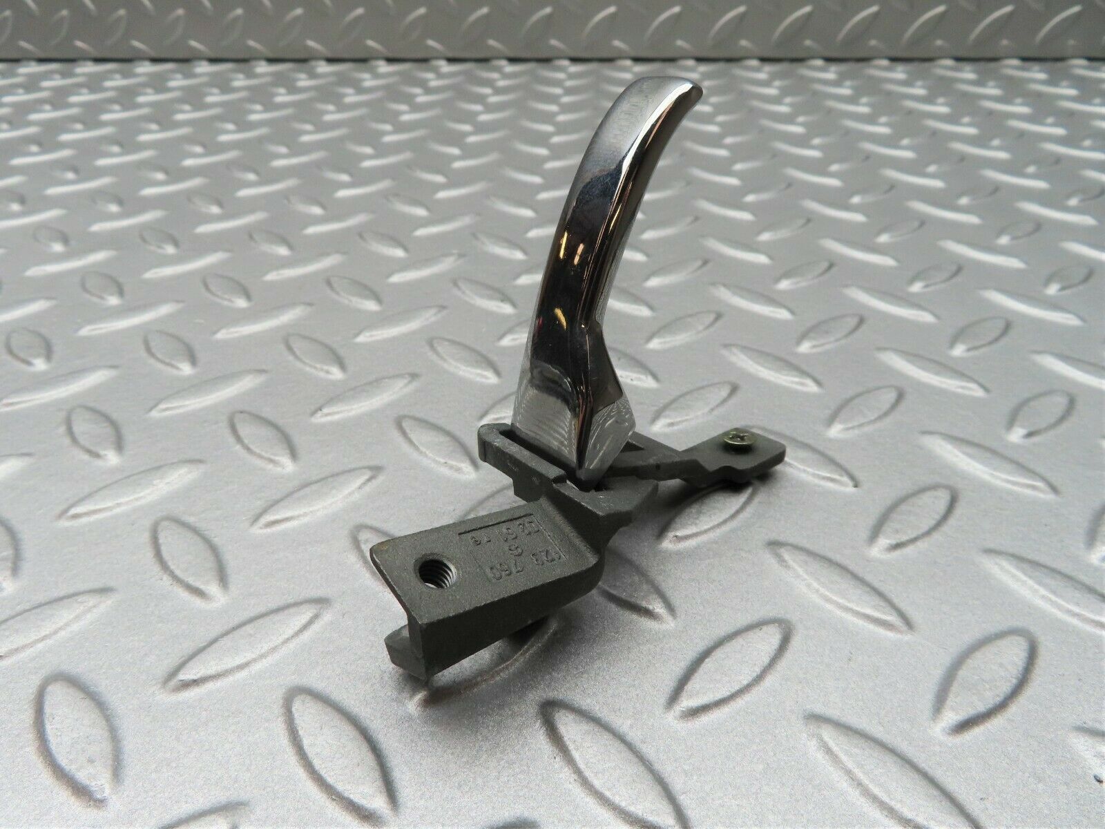 3717 Mercedes-Benz S123 200T Wagon Chrome Door Handle Right 1237600261