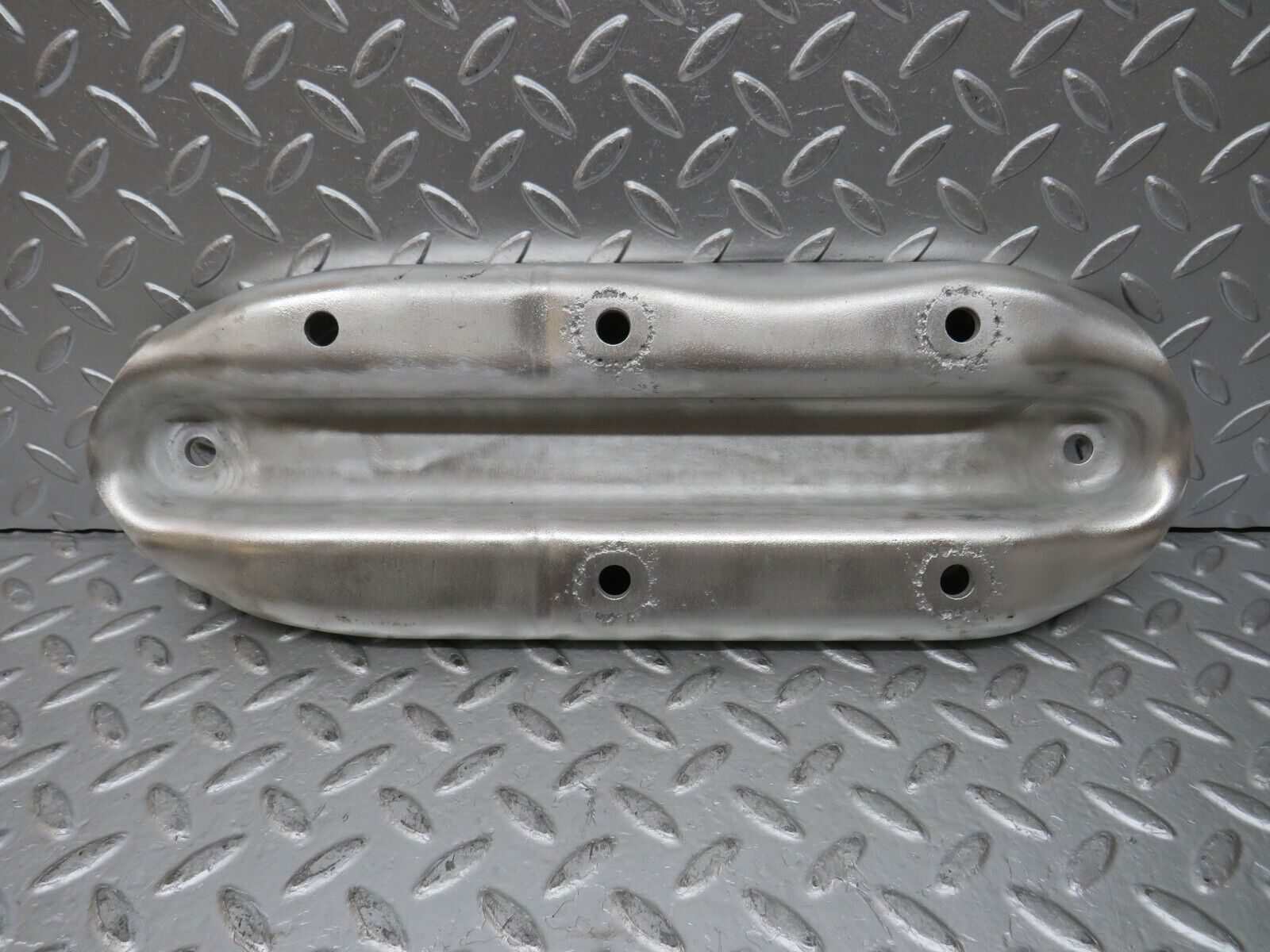 30205 Mercedes-Benz W220 S430 Rear Differential Bracket