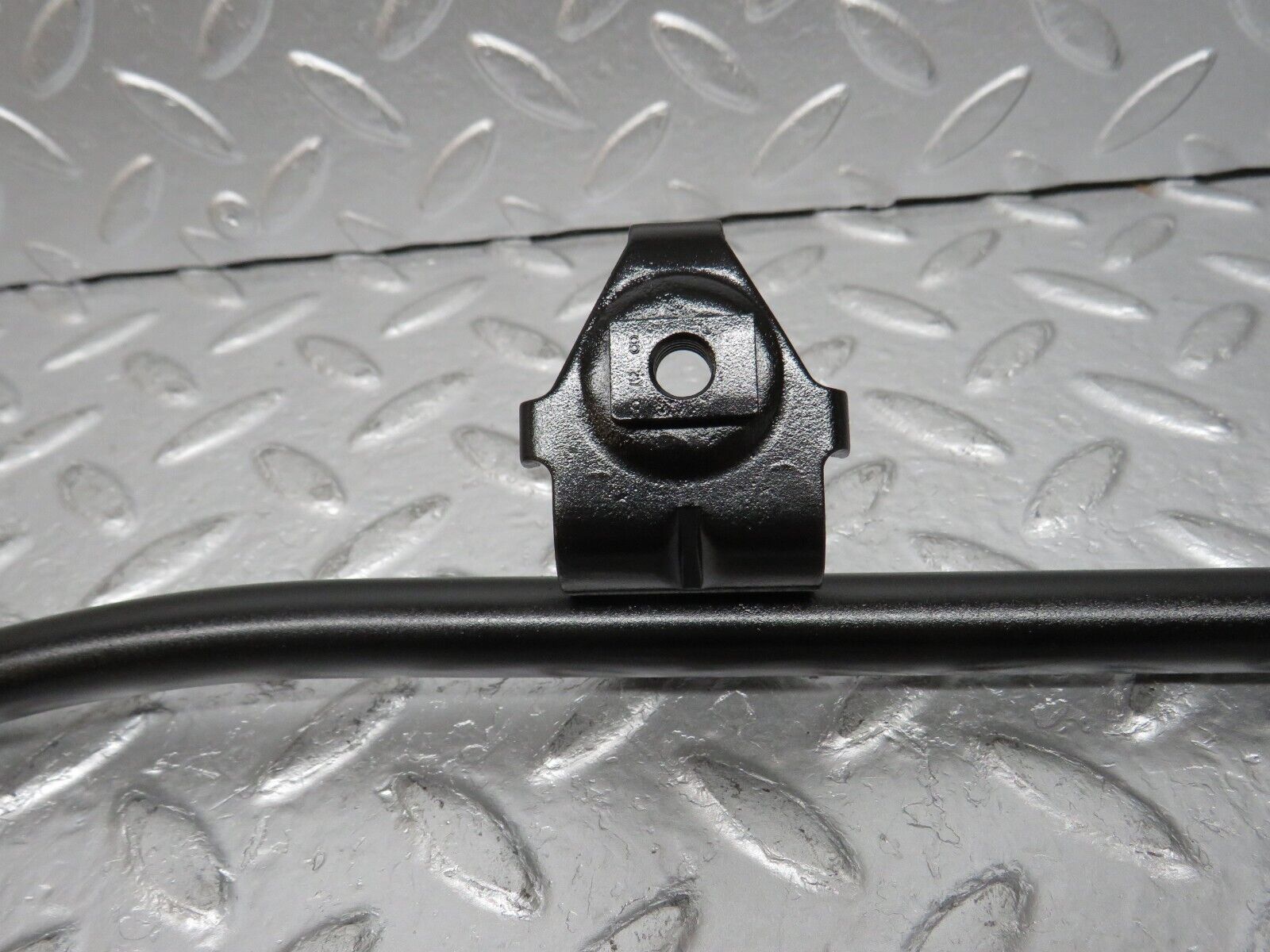 32540 Mercedes-Benz S124 300TE Wagon Horn Bracket