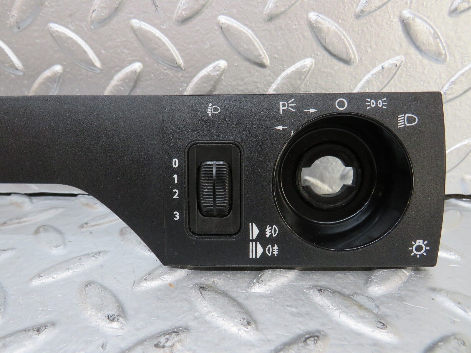 25833 Mercedes-Benz W124 280E Headlight Switch Cover Trim Surround 1248000673