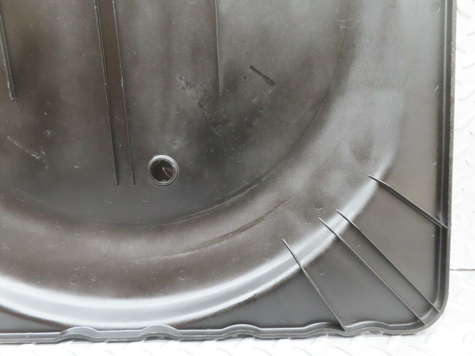 14128 Mercedes-Benz C107 280SLC Spare Wheel Cover 1076930033