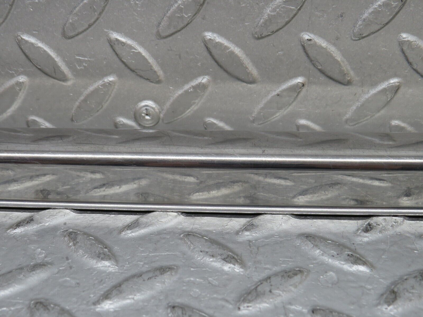 37384 Mercedes-Benz W109 300SEL Rear Left Door Sill Chrome