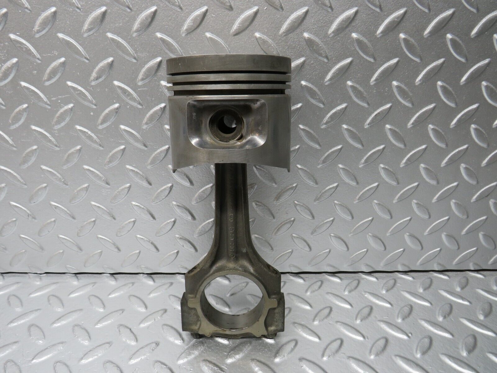 30913 Mercedes-Benz W201 190E 2.0L Piston With Connecting Rod 88.975mm 10203