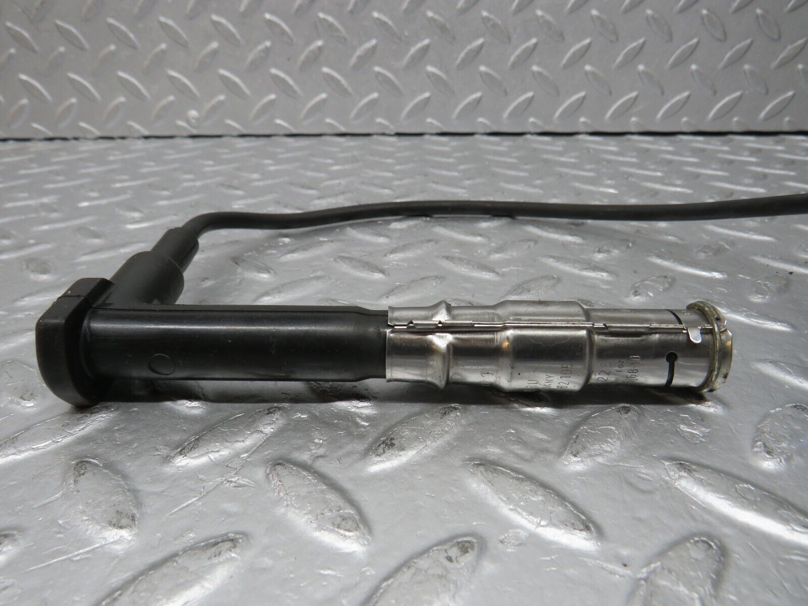 38100 Mercedes-Benz A124 320E Ignition Coil Lead 0300362105 0356250035 0001593442