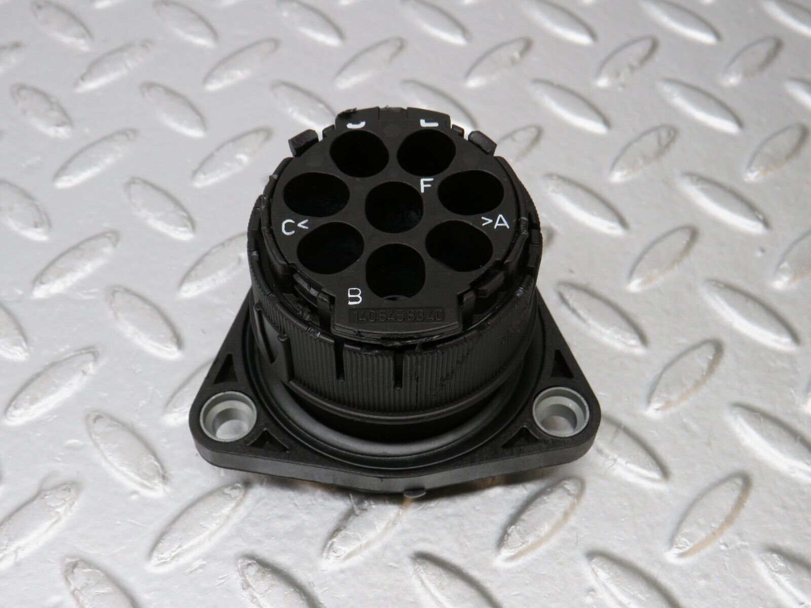 39501 Mercedes-Benz R129 320SL Coupe Rear Axle Cable Connector 1405458340 0005403924