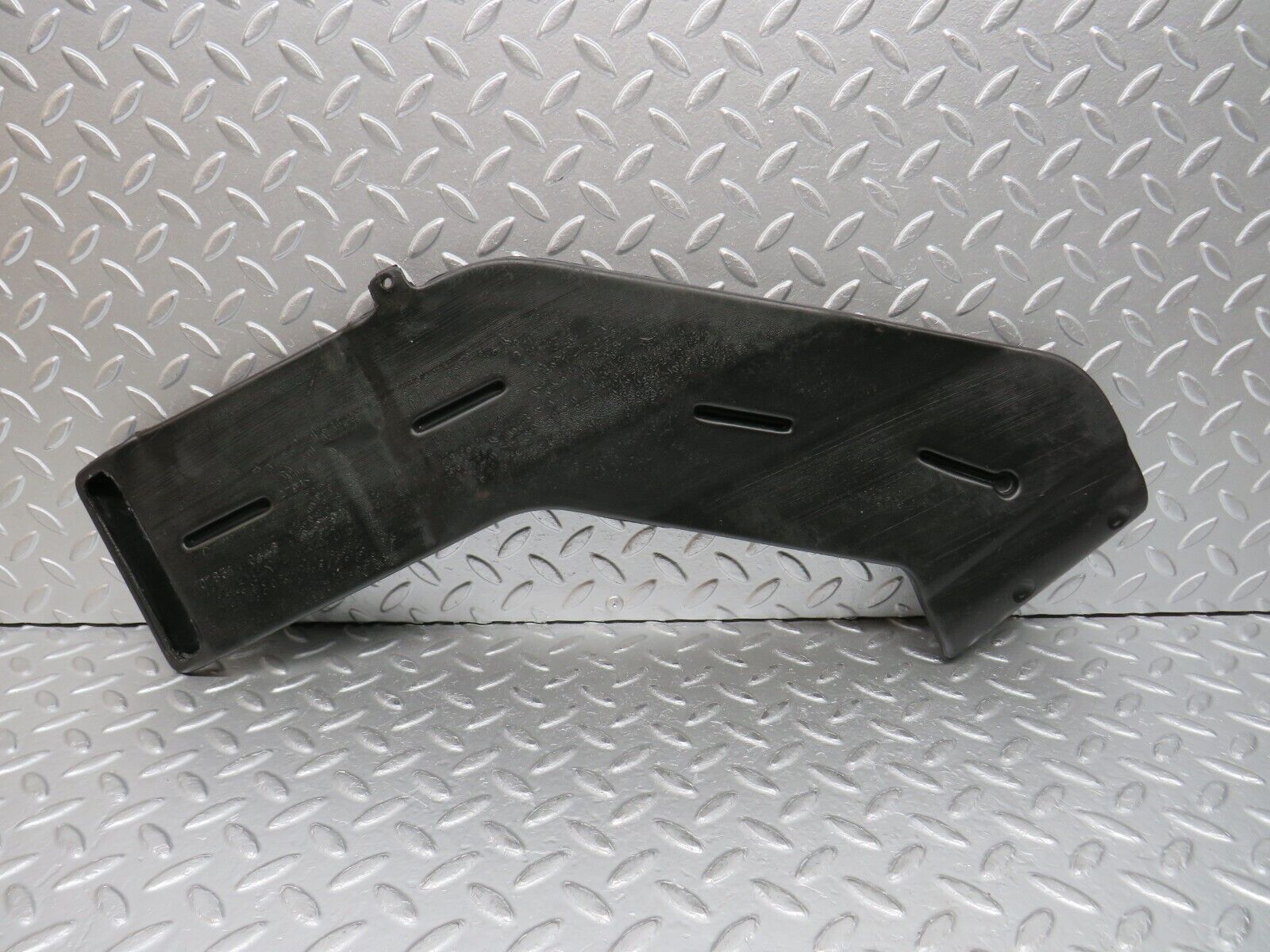 0697 Mercedes-Benz C107 350SLC Coupe Air Duct Vent Right Side 1078310446