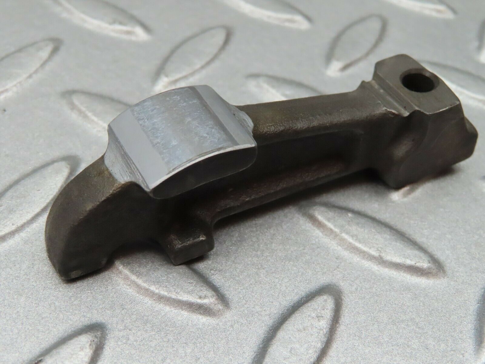 3539 Mercedes-Benz W108 280SE Valve Rocker Arm With Retaining Spring