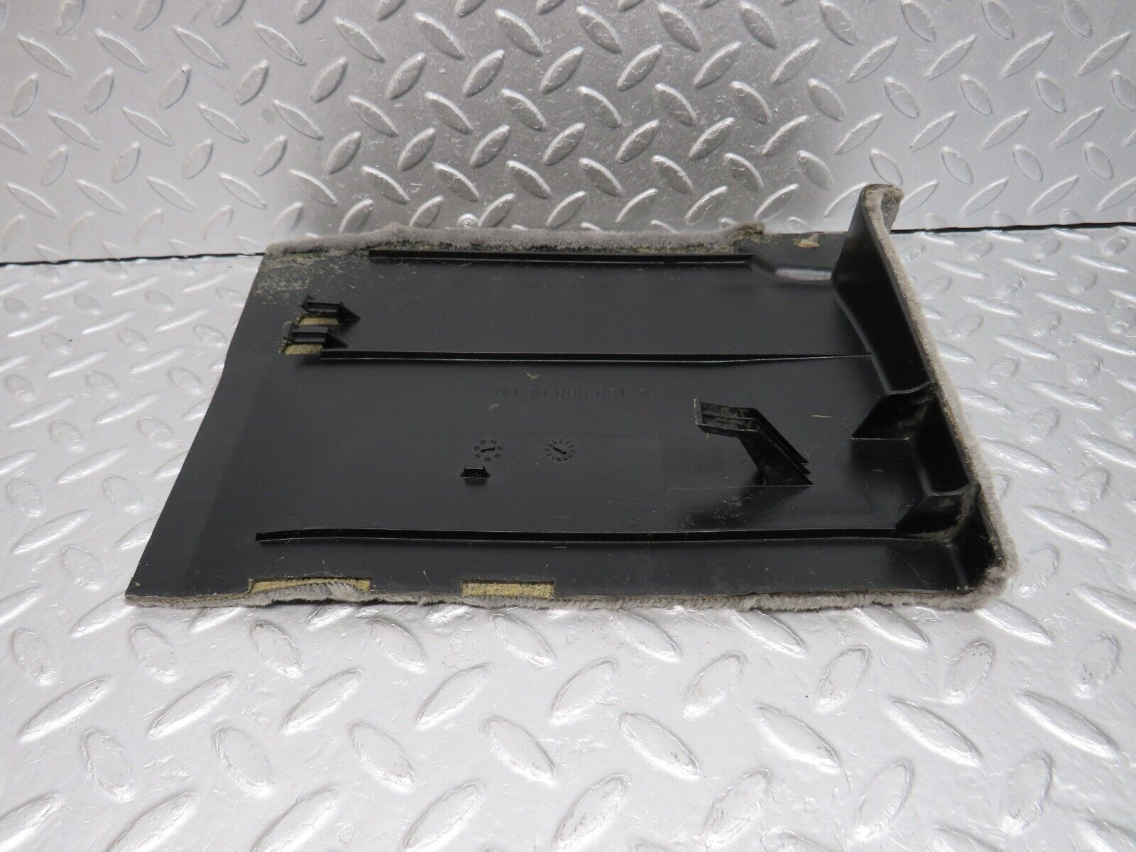 39374 Mercedes-Benz R129 320SL Coupe Kick Panel Right Side Grey 1296880206