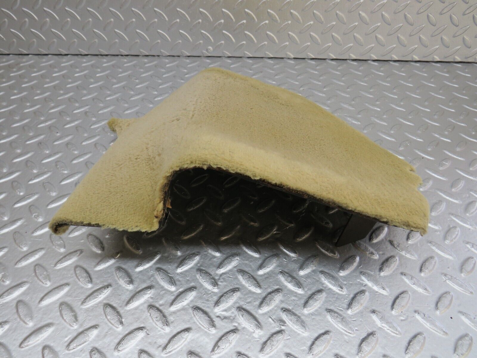 34269 Mercedes-Benz C126 380SEC Coupe Front Right Kick Panel 1266880406