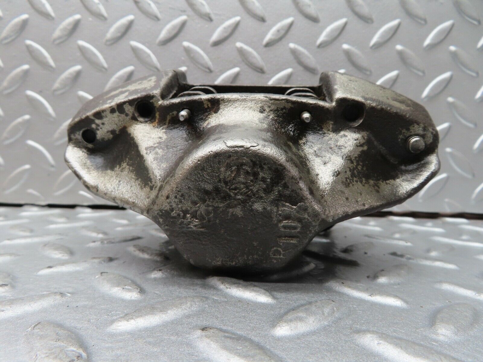 17633 Mercedes-Benz W116 450SEL Rear Left Brake Caliper ATE 38