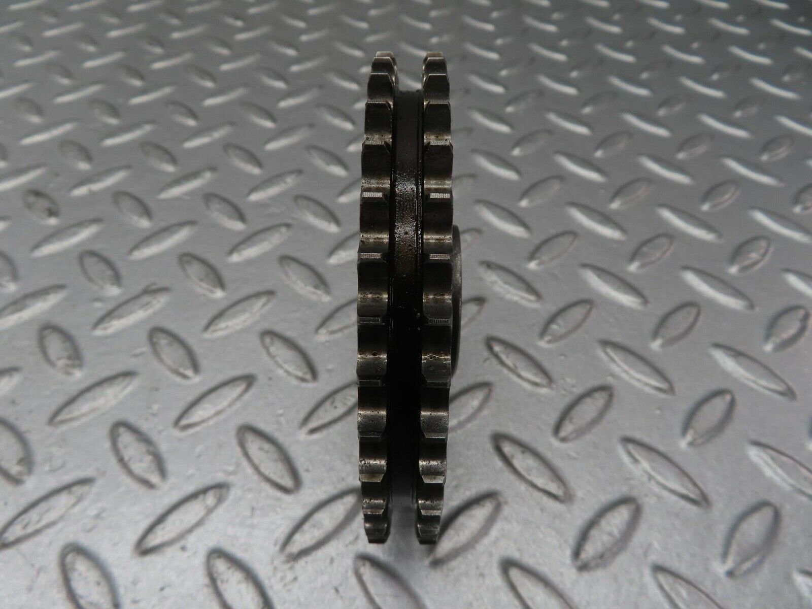 0926 Mercedes-Benz C107 350SLC Coupe Coupe Camshaft Timing Gear 1160520601