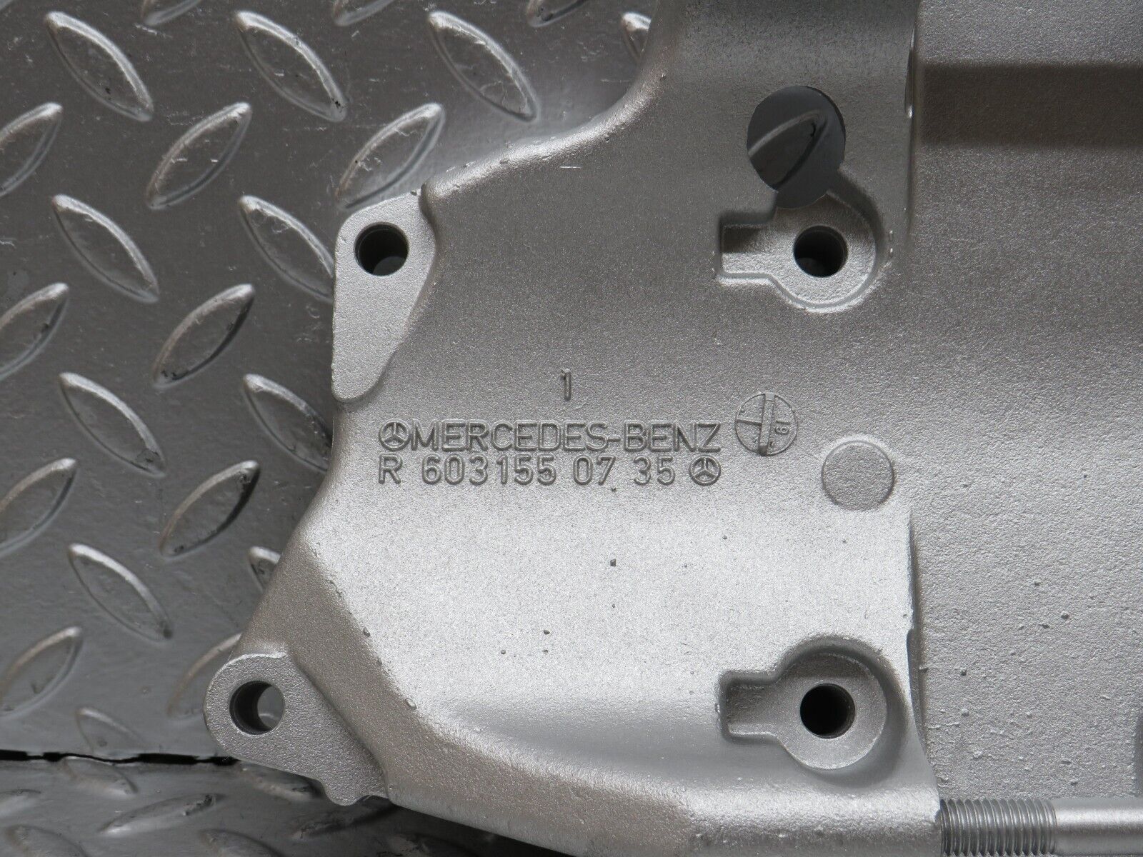 27716 Mercedes-Benz S124 300TE Wagon Alternator Generator Bracket 6031550735