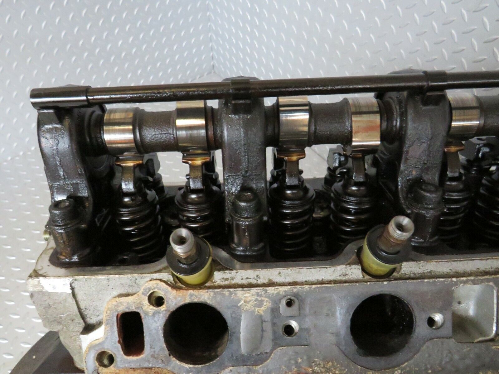 23426 Mercedes-Benz W116 350SE 8 Cylinder Petrol Engine 1160110801 M116.985