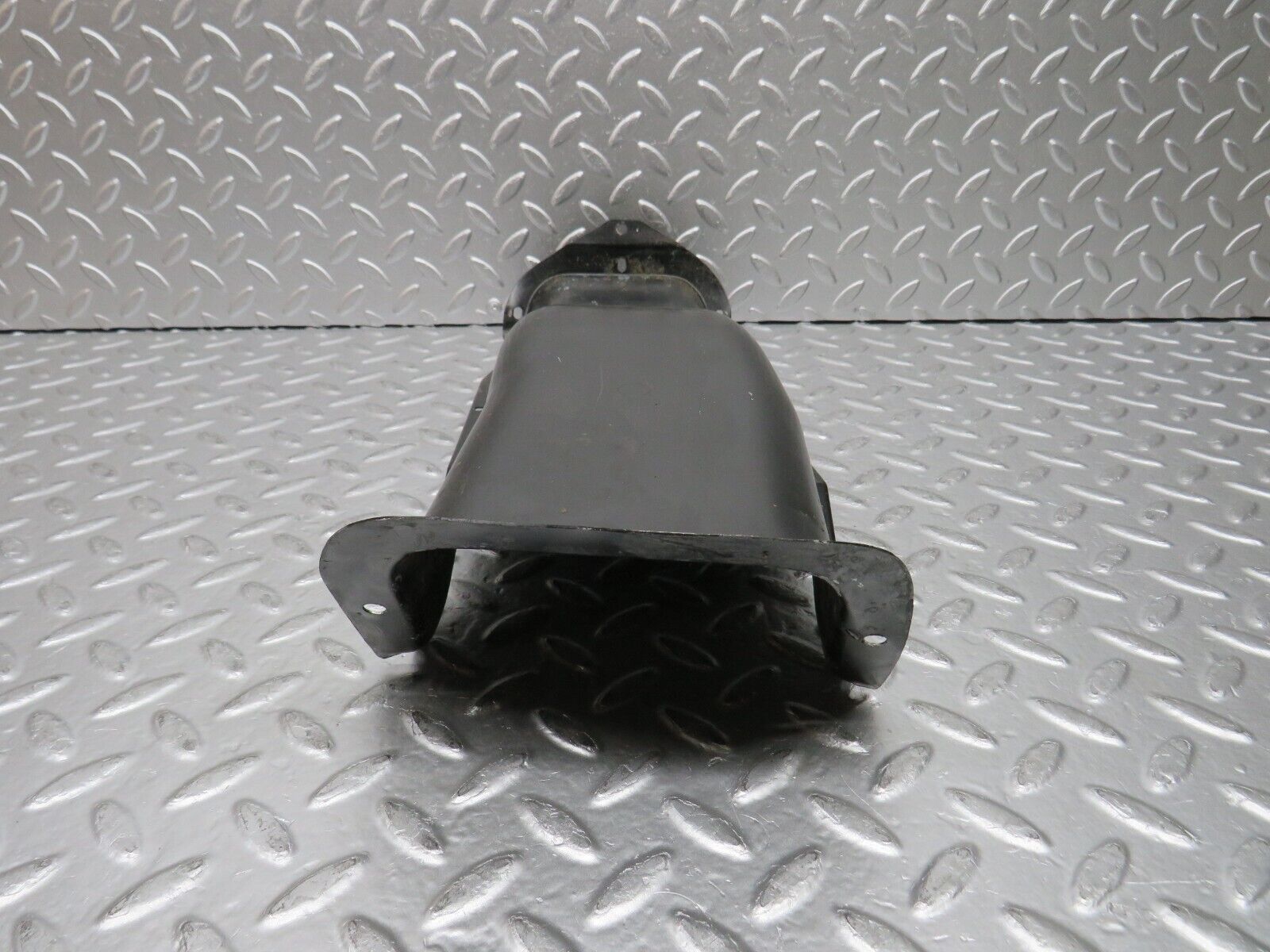 30105 Porsche 924 Fuel Tank Filling Pipe Metal Cover