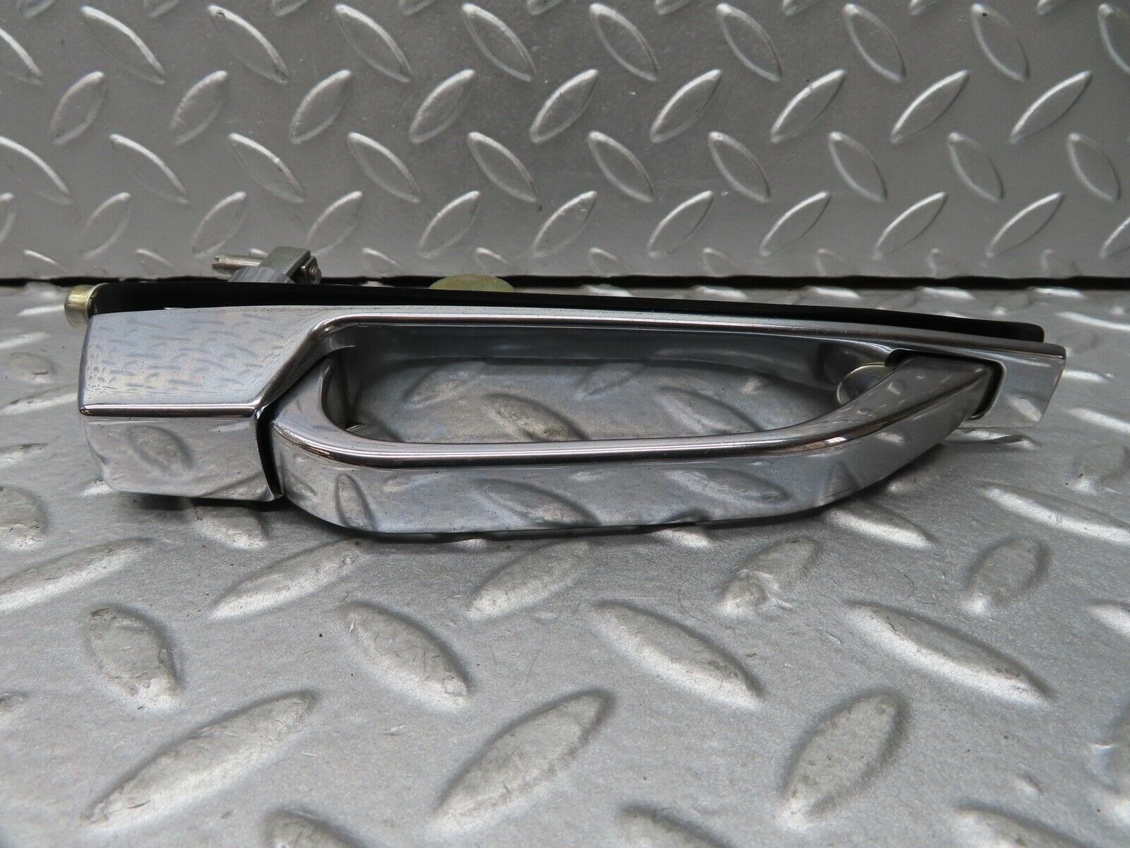 17694 Mercedes-Benz W116 450SEL Exterior Chrome Door Handle Rear Right