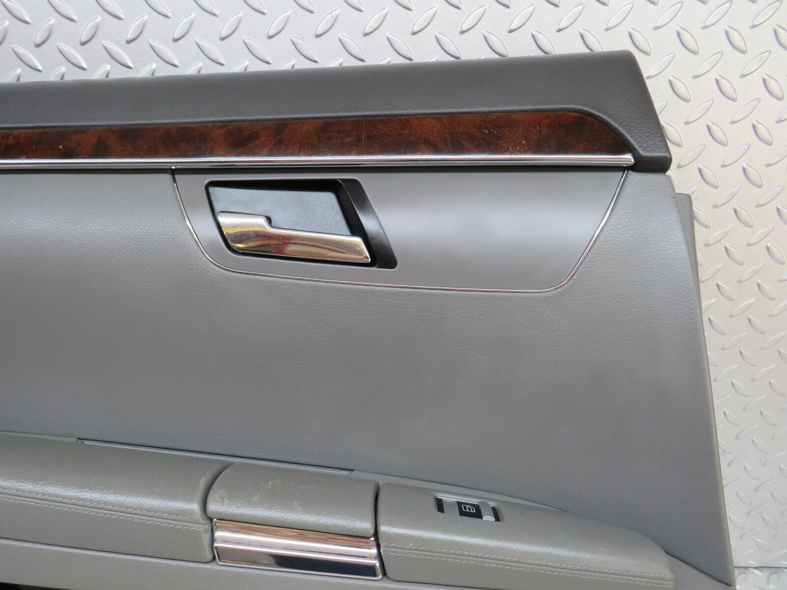 35103 Mercedes-Benz W221 Rear Left Door Card