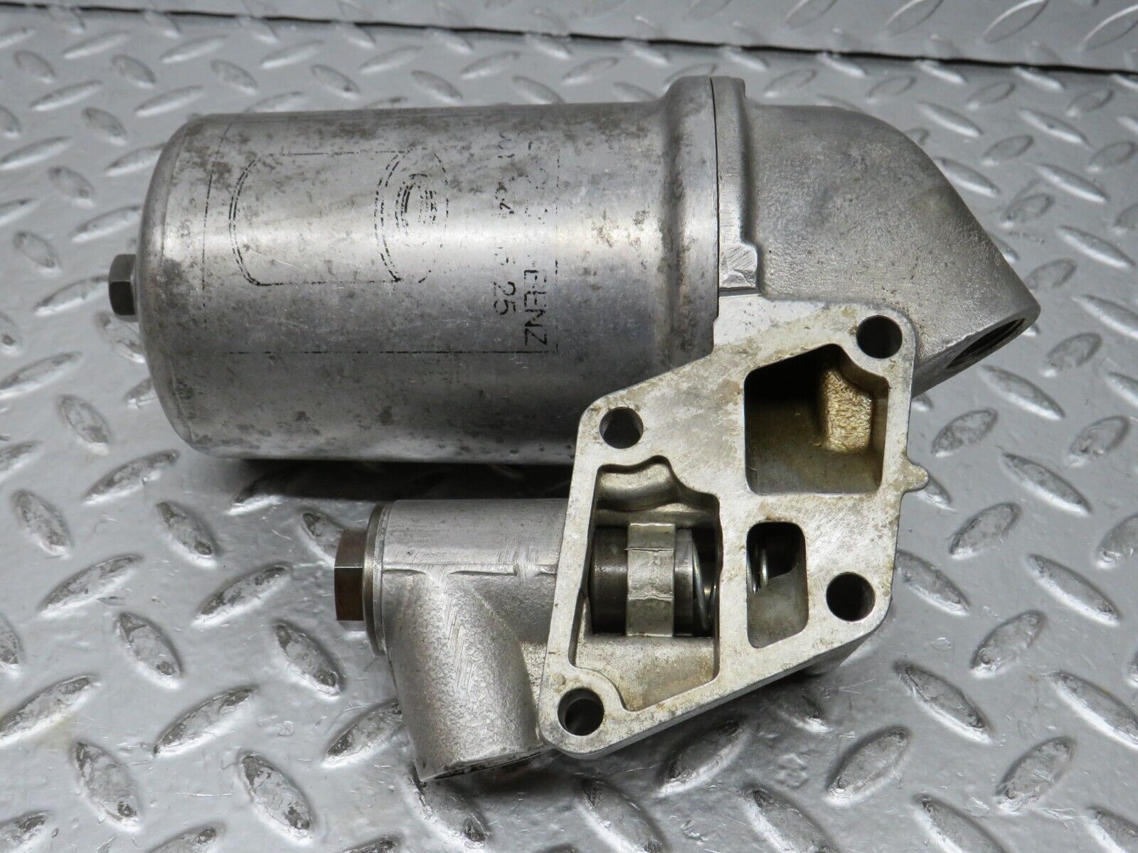 27381 Mercedes-Benz W123 280E Oil Filter Housing 1101801502