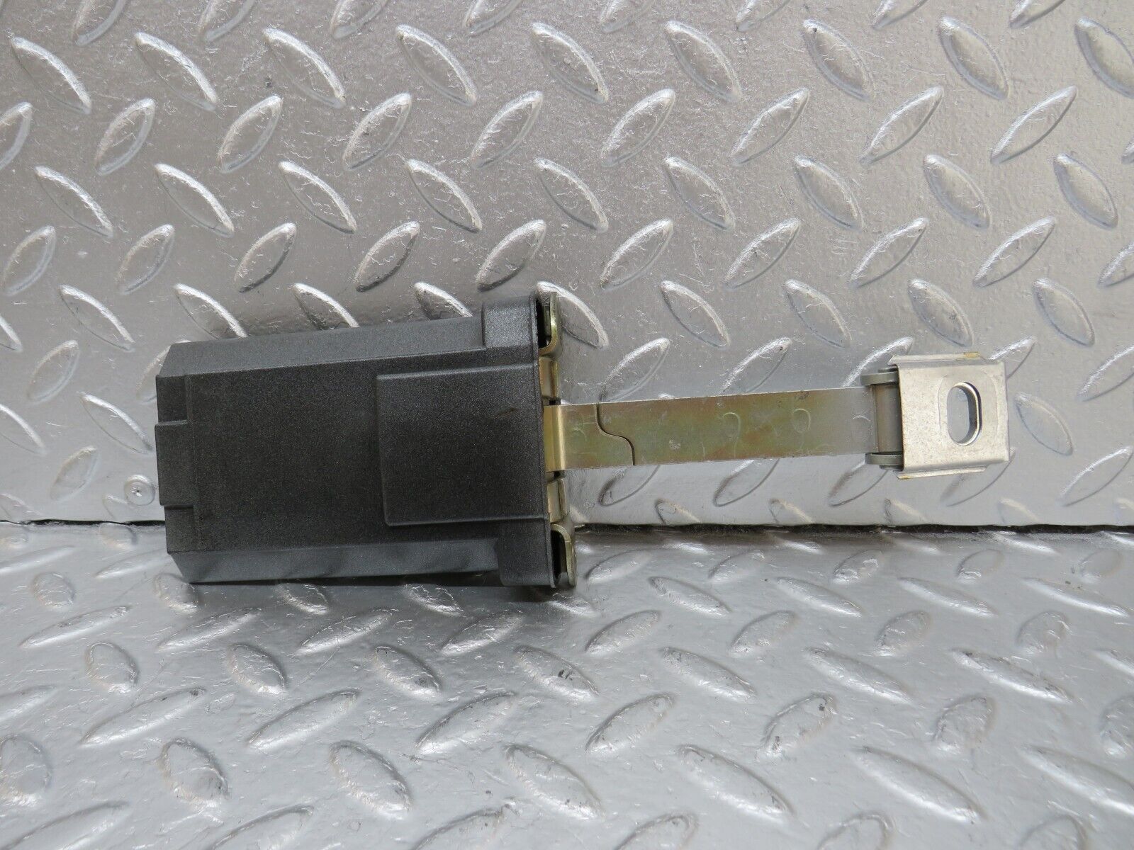 34692 Mercedes-Benz W210 320E Door Safety Check Strap