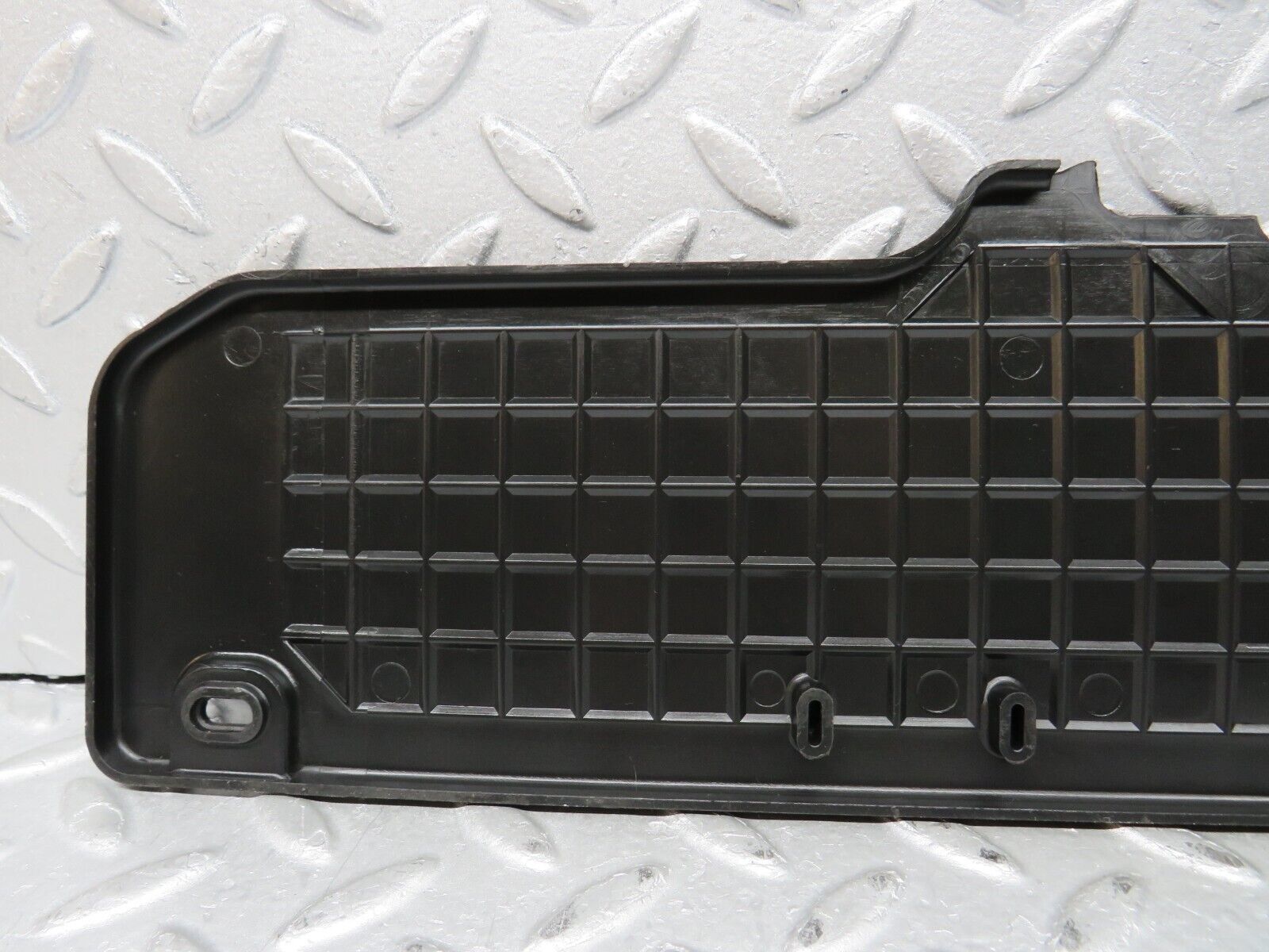 37782 Mercedes-Benz A124 320E Cabriolet Cooling Fan Shroud Left 1245052888