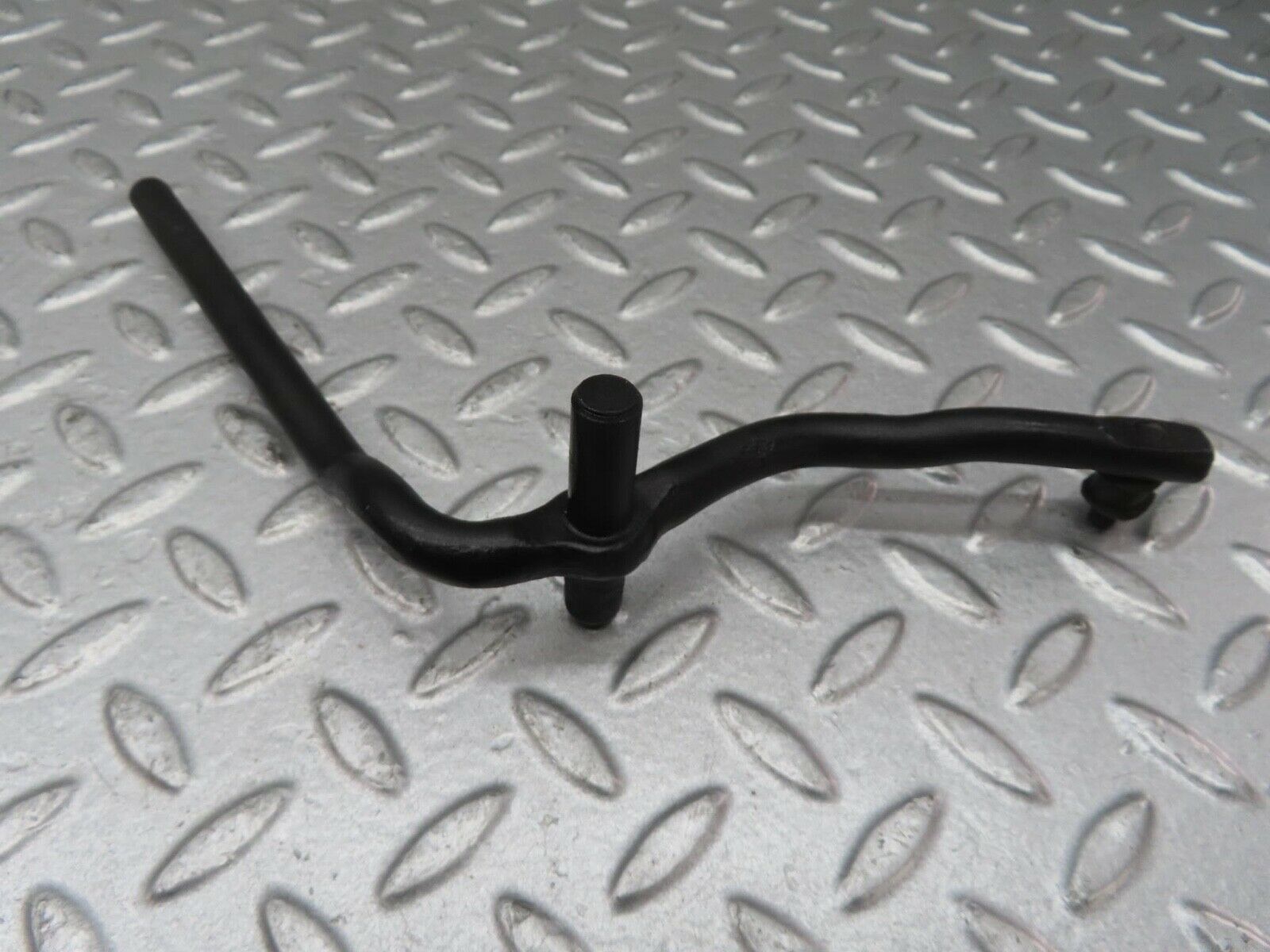 13541 Mercedes-Benz W123 200 Accelerator Pedal Linkage