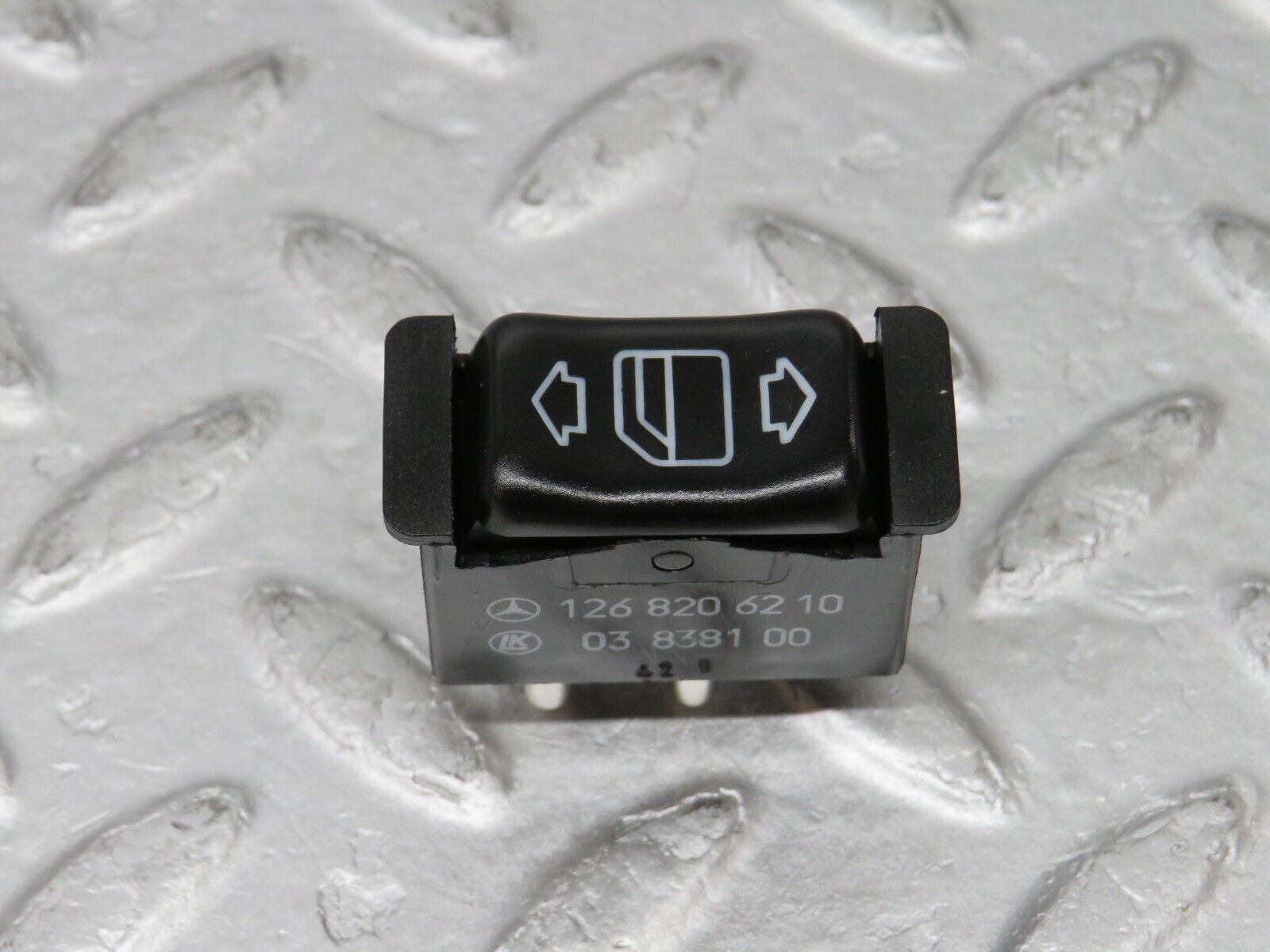36084 Mercedes-Benz W126 420SE Electric Window Switch Left 1268206210