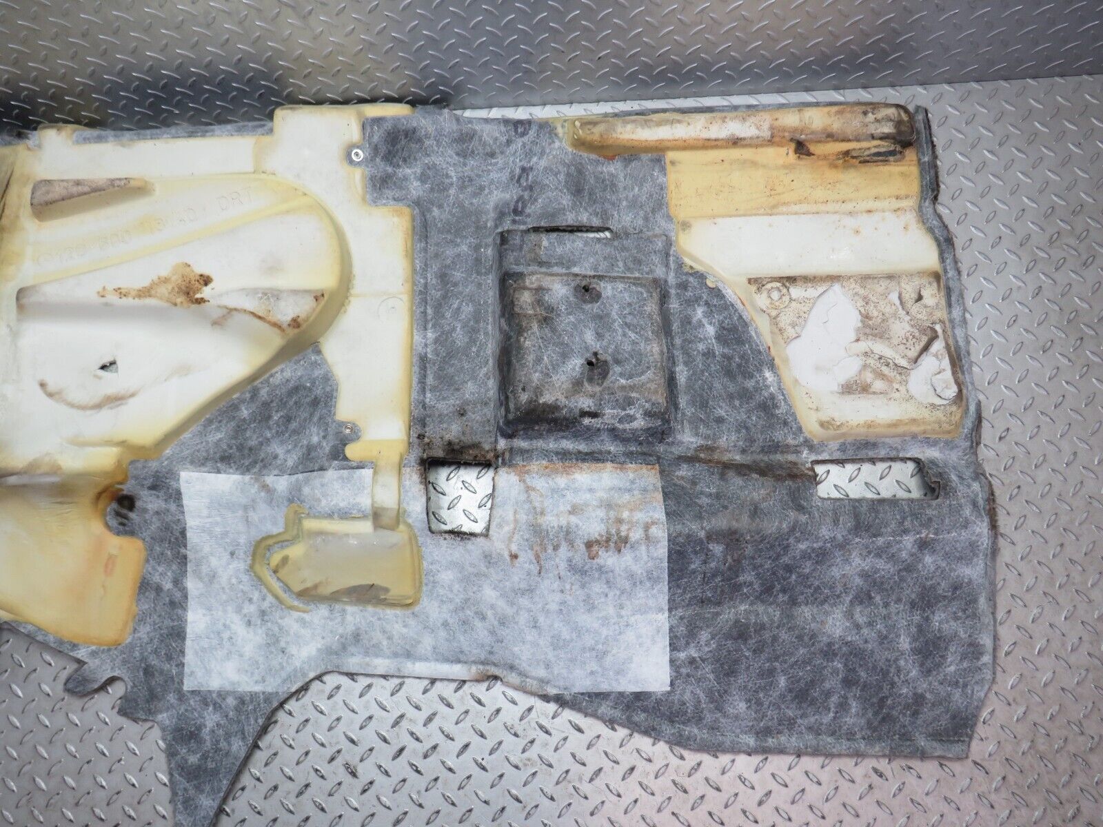 39536 Mercedes-Benz R129 320SL Coupe Front Left Floor Carpet Grey 1296801340