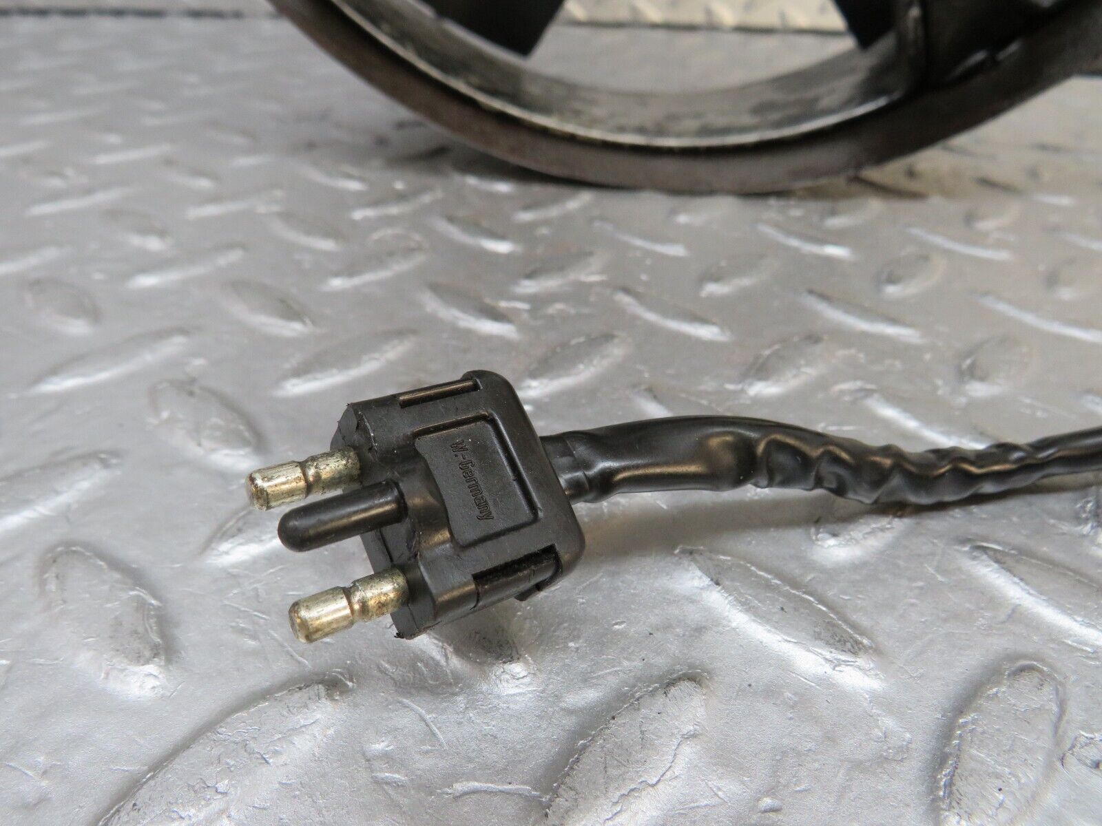 37596 Mercedes-Benz W109 300SEL Engine Cooling Fan