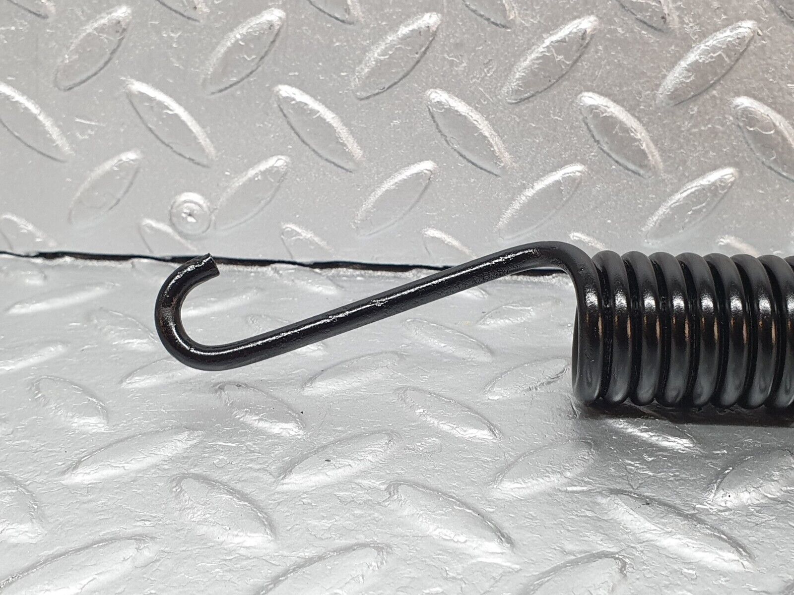 40838 Mercedes-Benz W123 300D Bonnet Hinge Spring