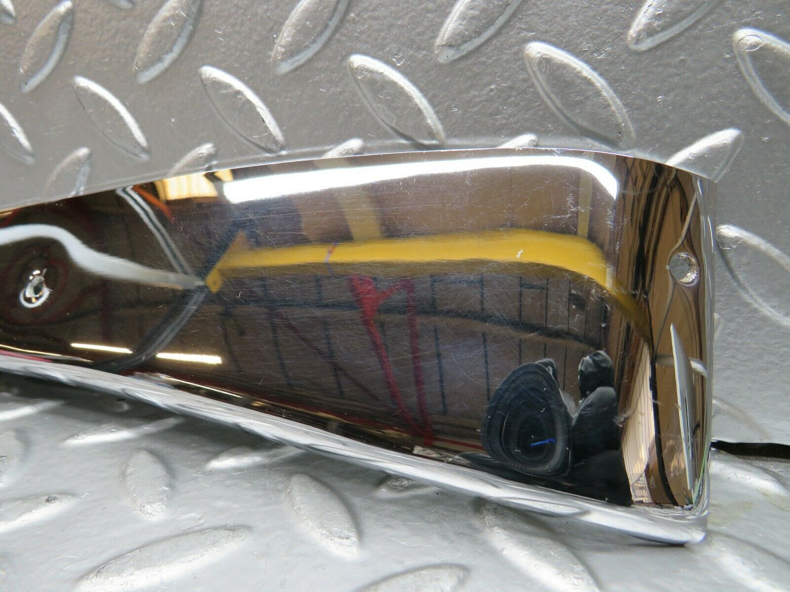 22744 Mercedes-Benz C107 450SLC Coupe Door Moulding Trim Chrome Left Side