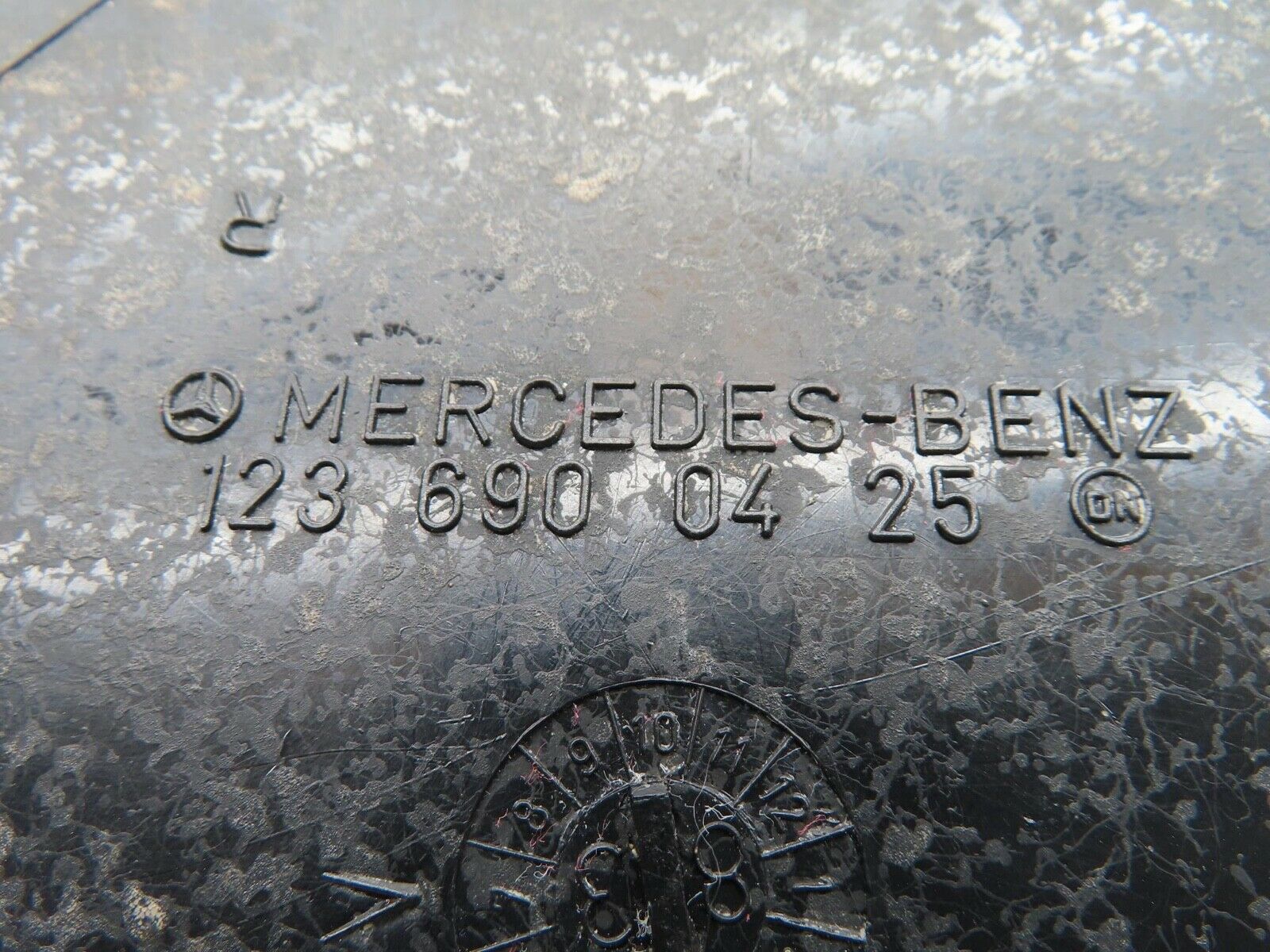 15312 Mercedes-Benz W123 230E C Pillar Cover Panel Right Beige 1236900425