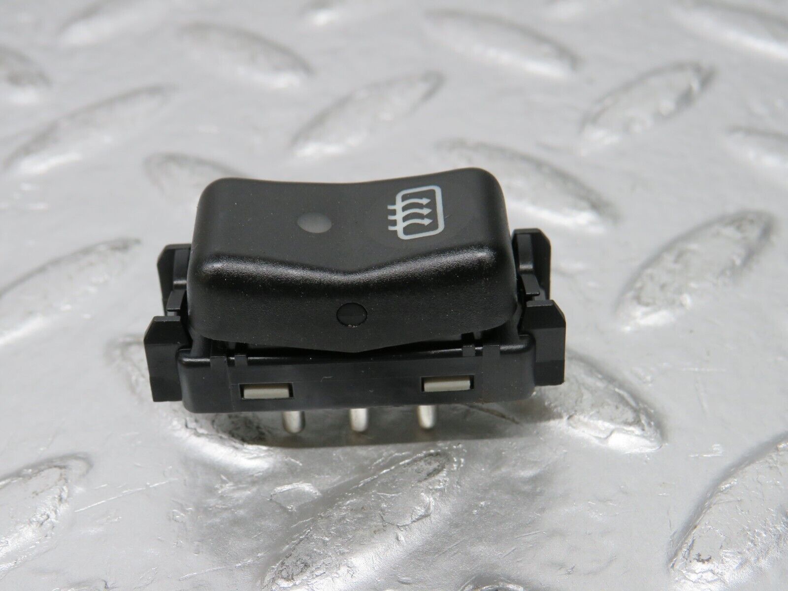 30516 Mercedes-Benz W124 230E Rear Windscreen Defroster Switch 1298207410