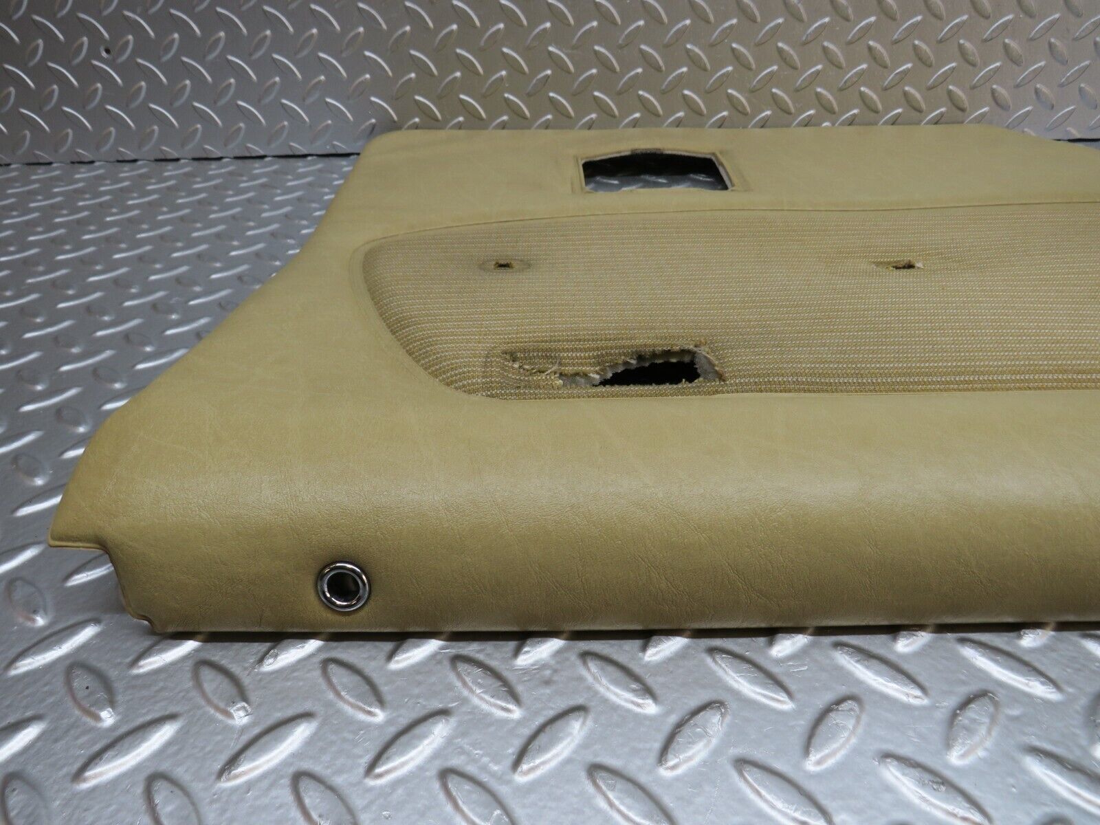 0613 Mercedes-Benz W123 230E Rear Left Door Card Panel Beige