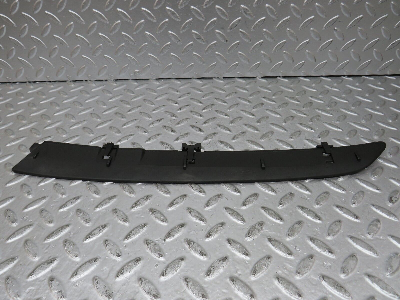 27241 Mercedes-Benz W123 280E Rear Left C Pillar Plastic Trim