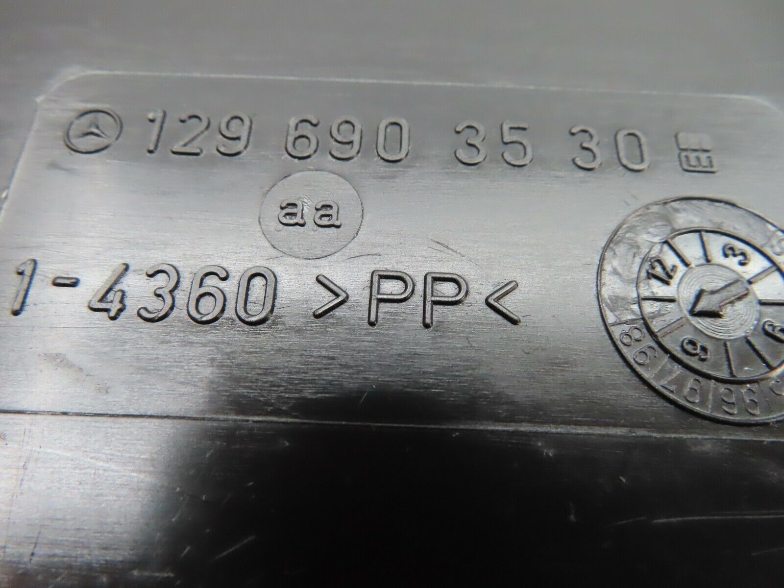 20053 Mercedes-Benz R129 300SL Coupe Spare Wheel Cover 1296903530