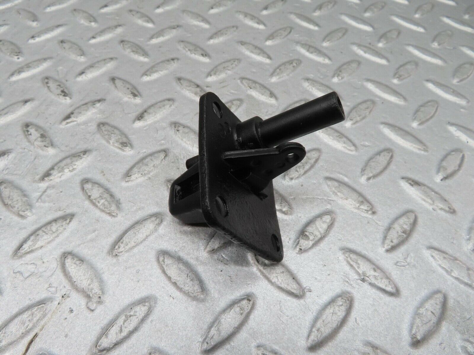 12447 Mercedes-Benz W108 280SE 3.5 Bonnet Lock Catch