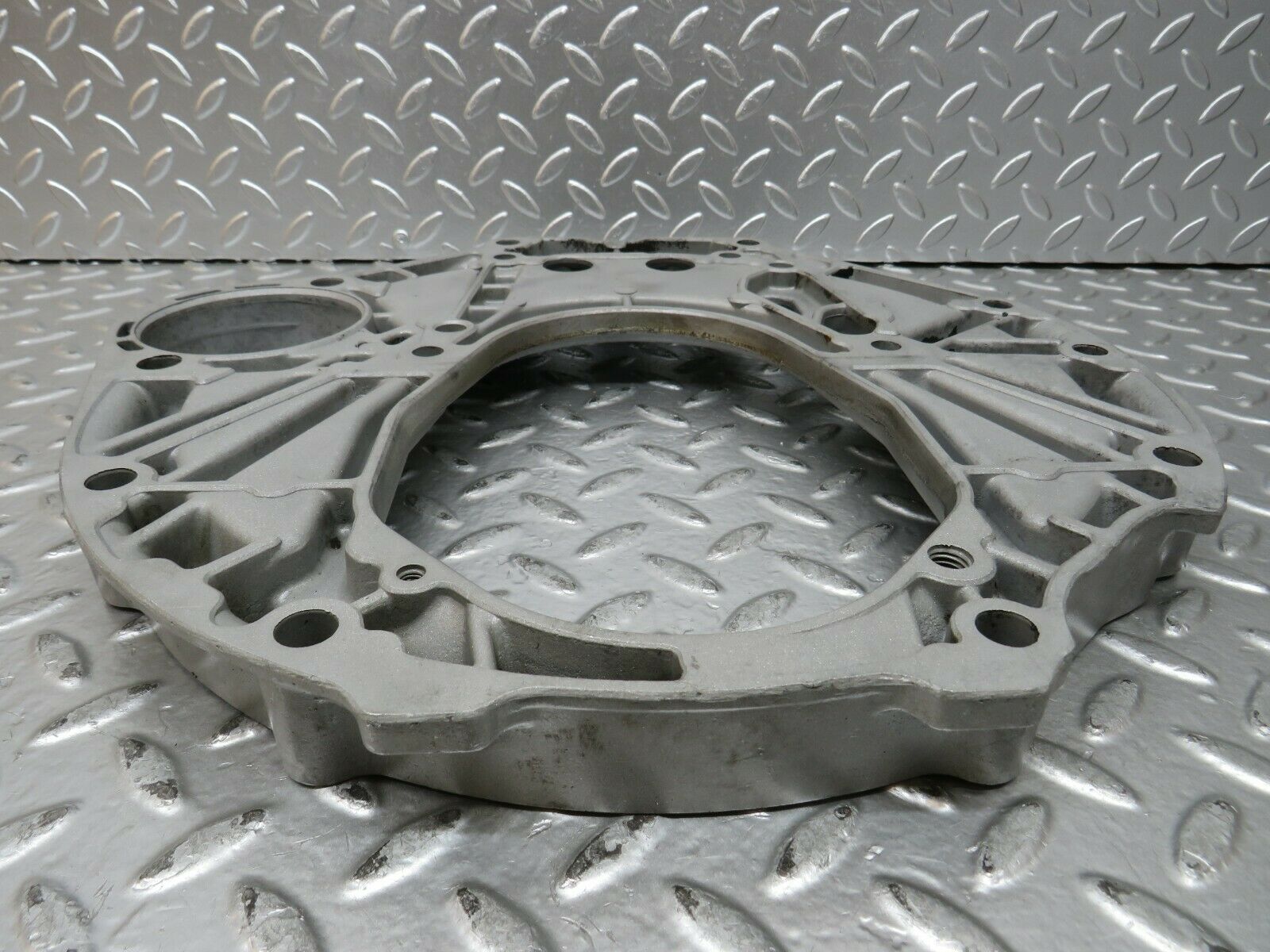 23613 Mercedes-Benz W114 280E Gearbox Flange 1100110145