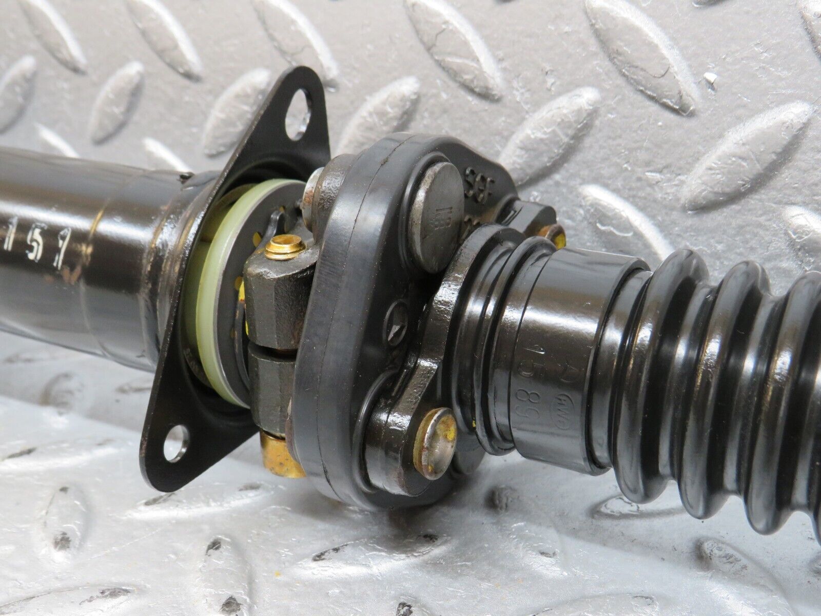 36498 Mercedes-Benz W201 190E 2.0L Steering Column