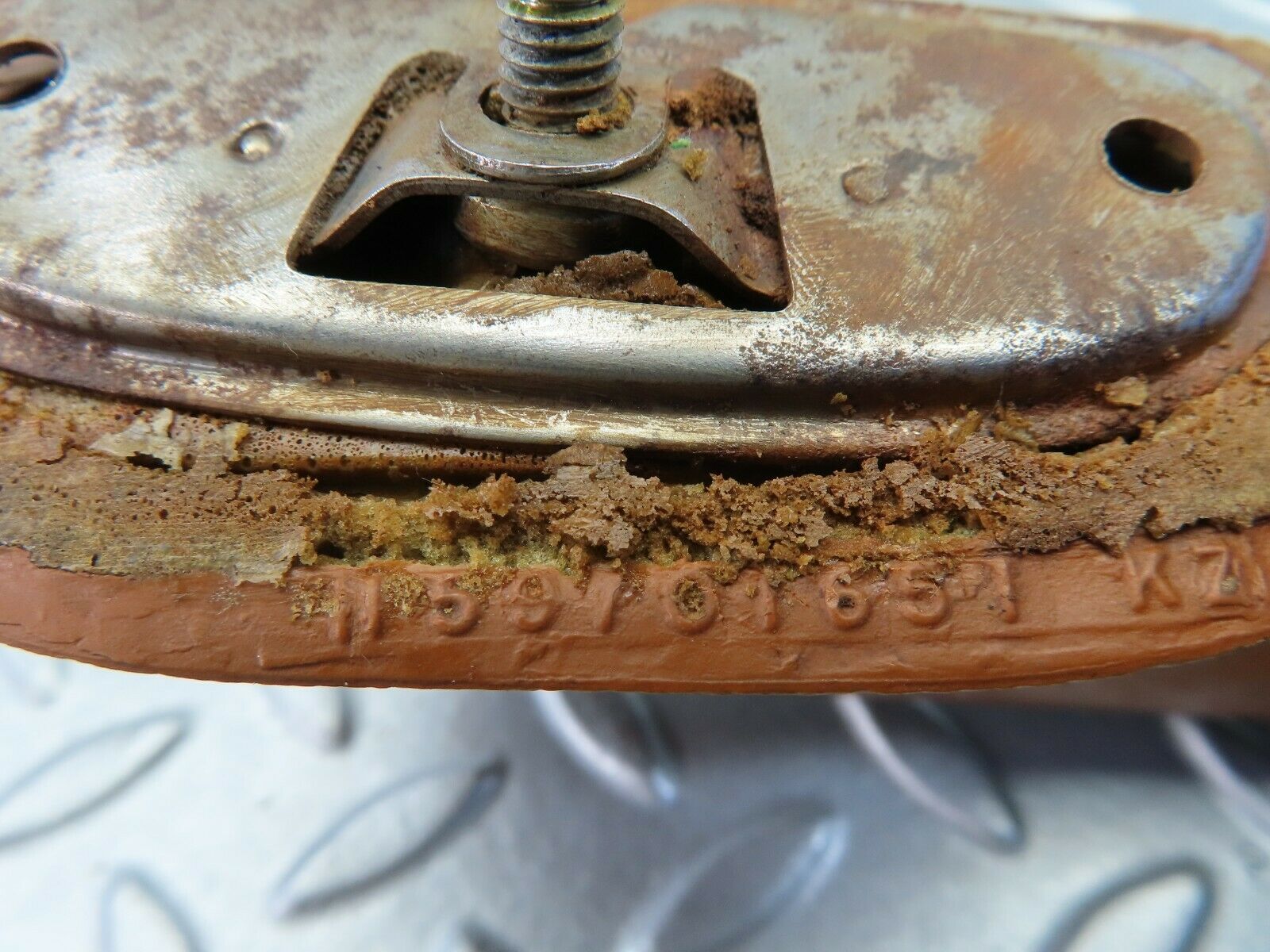 7836 Mercedes-Benz W115 220D Interior Door Handle Front Right 1159701651