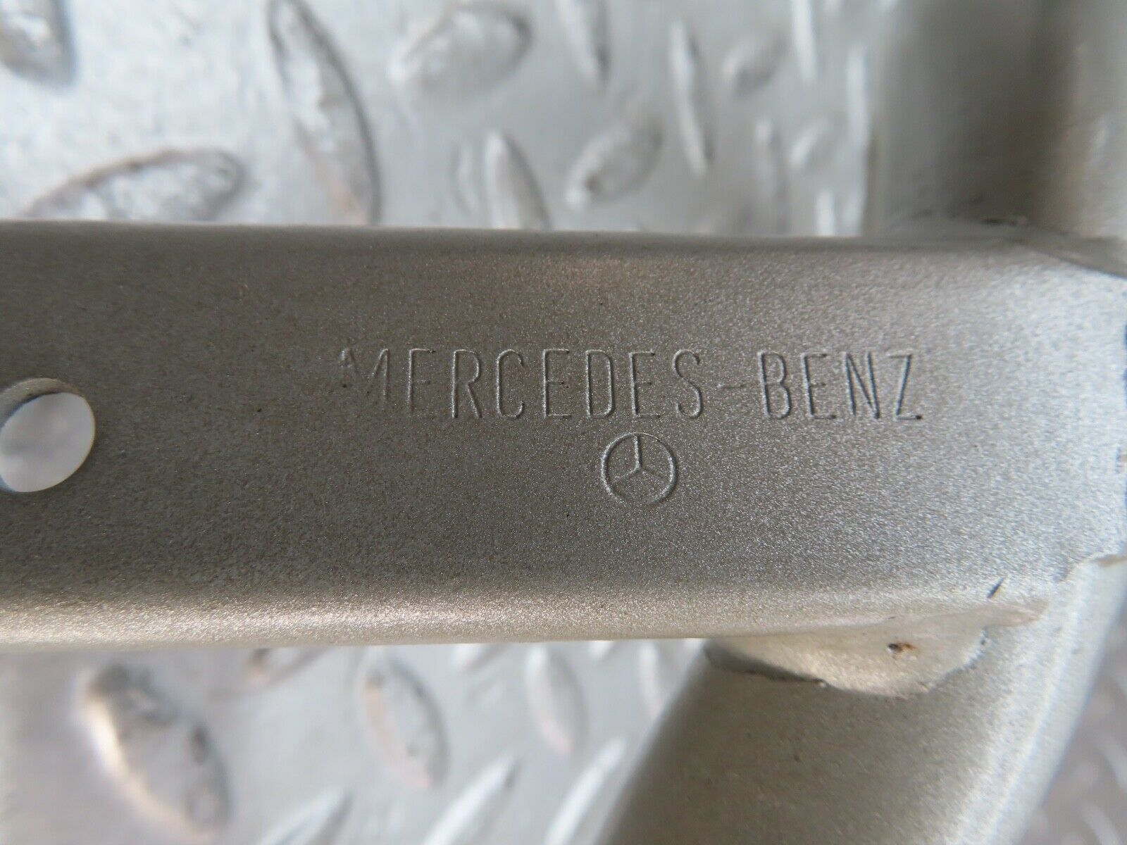 19434 Mercedes-Benz C140 CL420 Coupe Trunk Lid Hinge Left Side