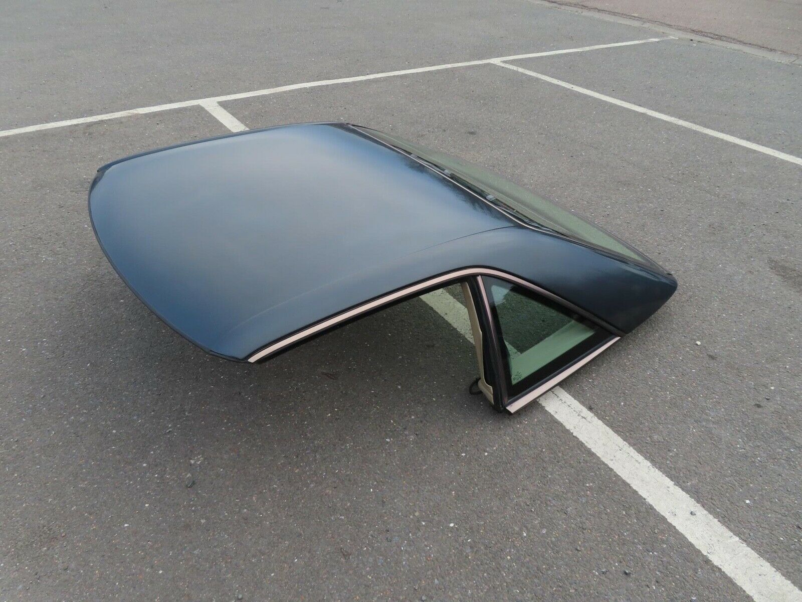 12617 Mercedes-Benz R129 300SL Coupe Hard Top