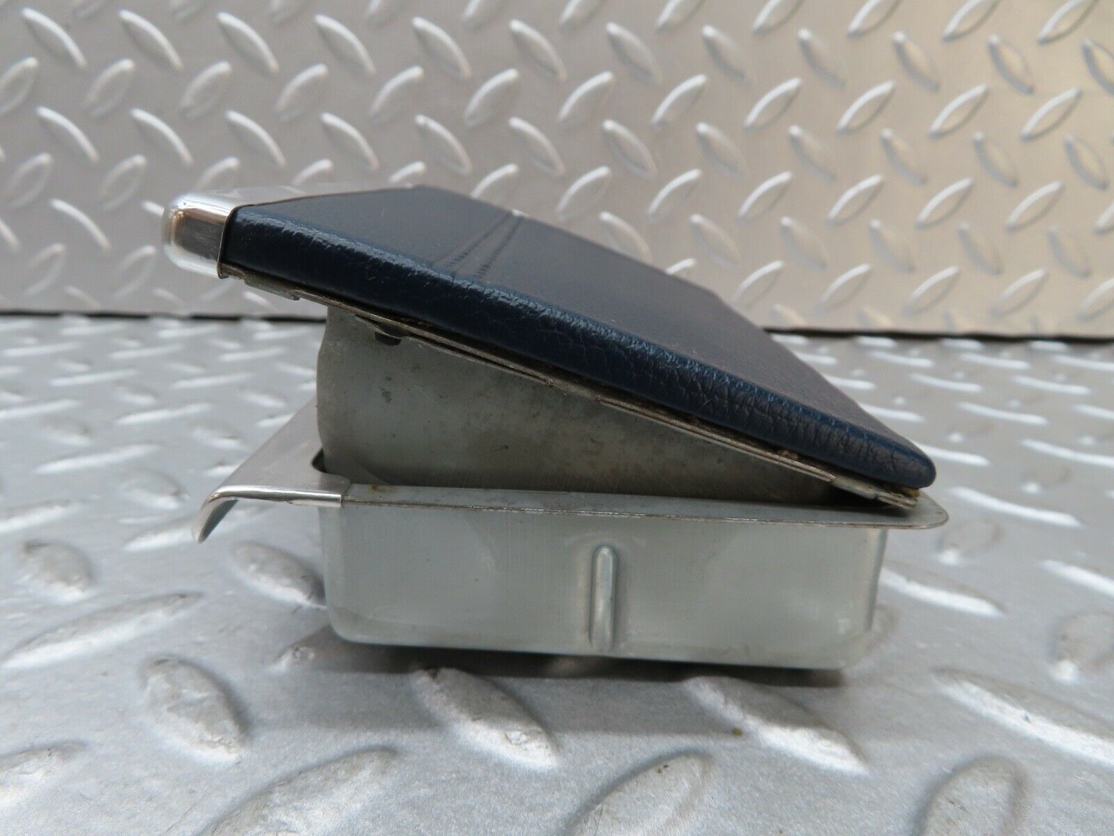 17558 Mercedes-Benz W116 450SEL Rear Door Ashtray Blue
