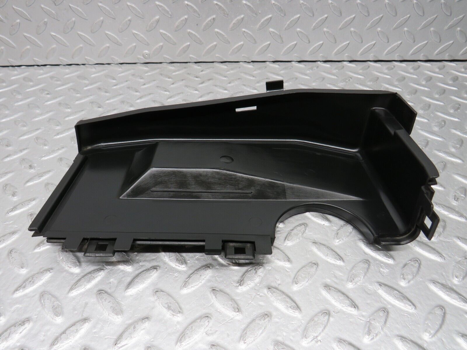 37776 Mercedes-Benz A124 320E Cabriolet Air Intake Housing Cover 1245280610