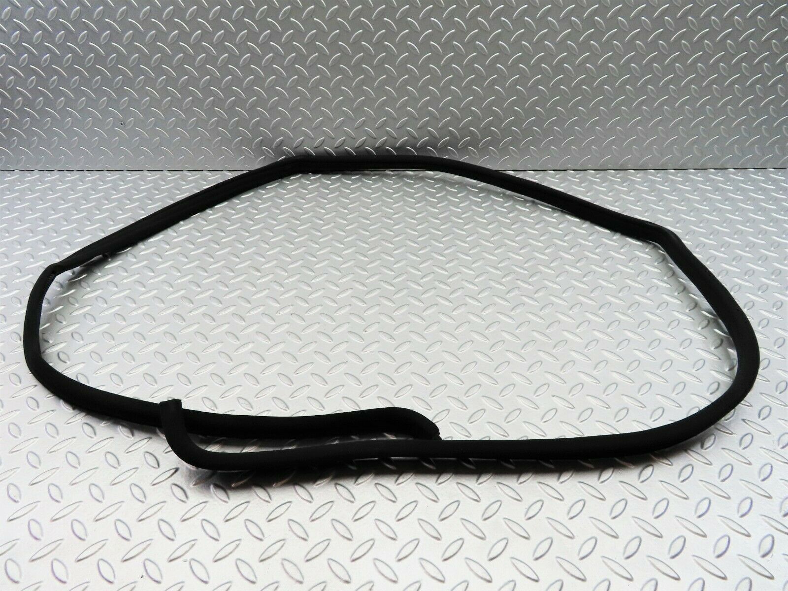 6638 Mercedes-Benz S124 E220 Wagon Rear Right Cloth Covered Door Seal