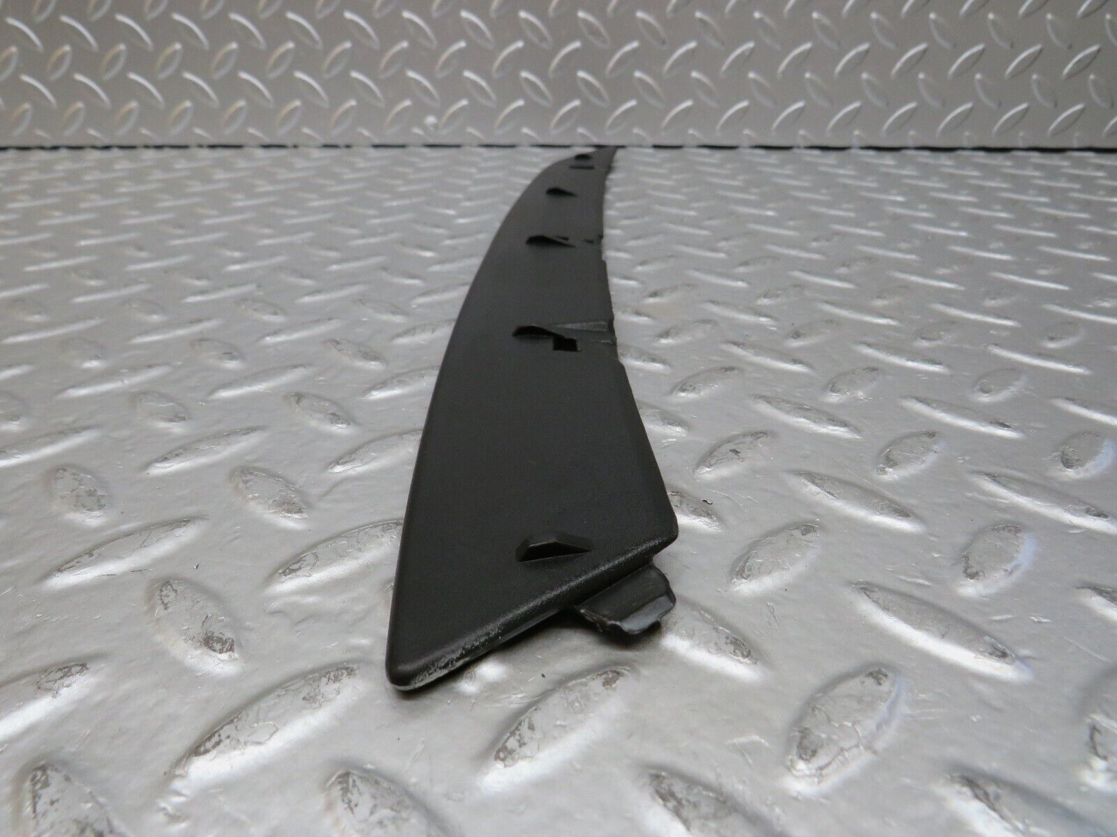 26791 Mercedes-Benz W123 240D Rear Right C Pillar Plastic Trim