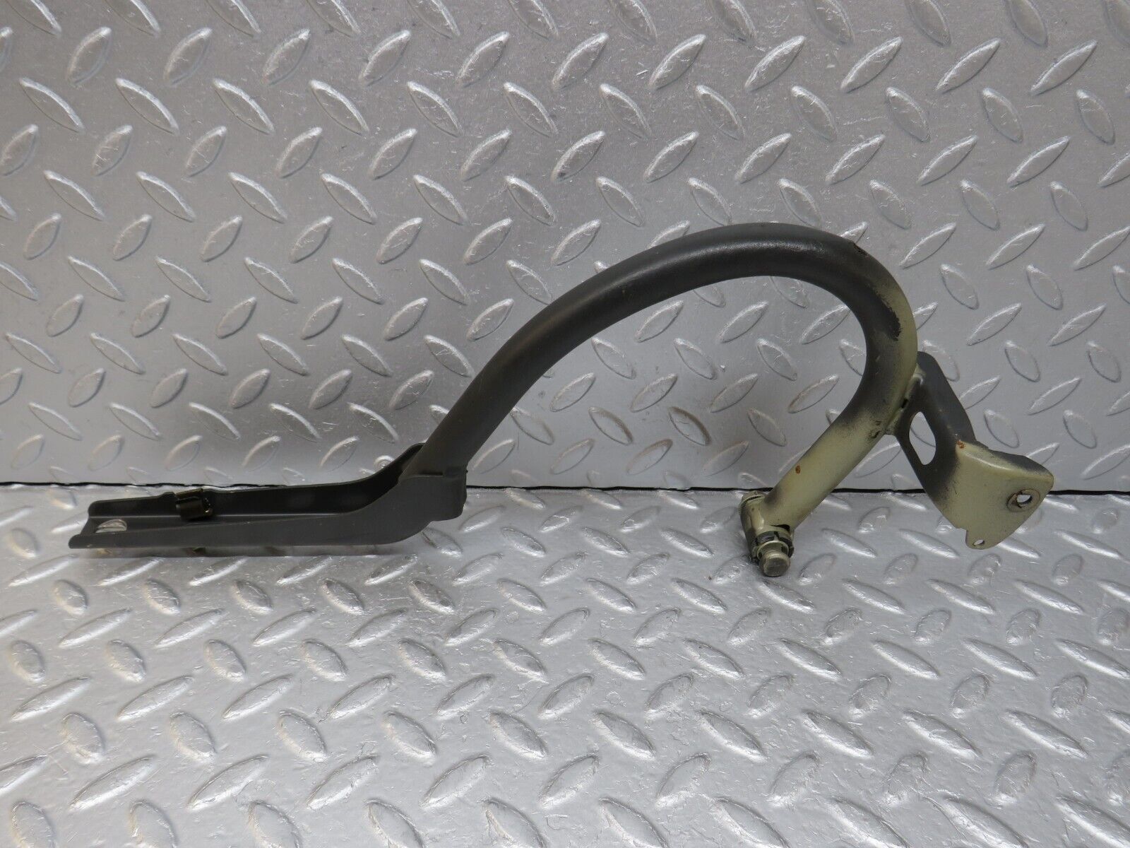 36540 Mercedes-Benz W201 190E 2.0L Boot Lid Trunk Hinge Left Side