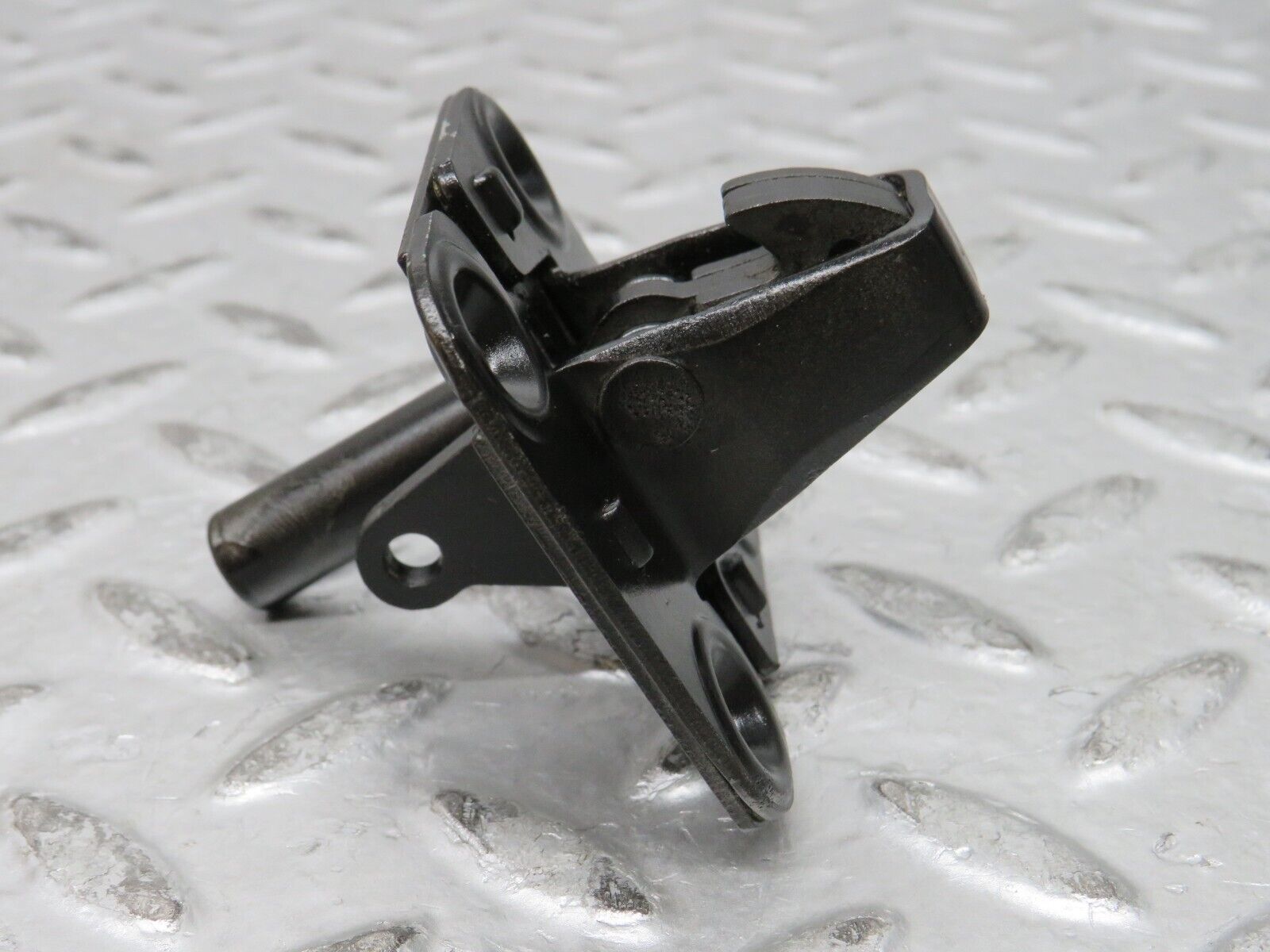 28758 Mercedes-Benz W123 230E Bonnet Lock Latch