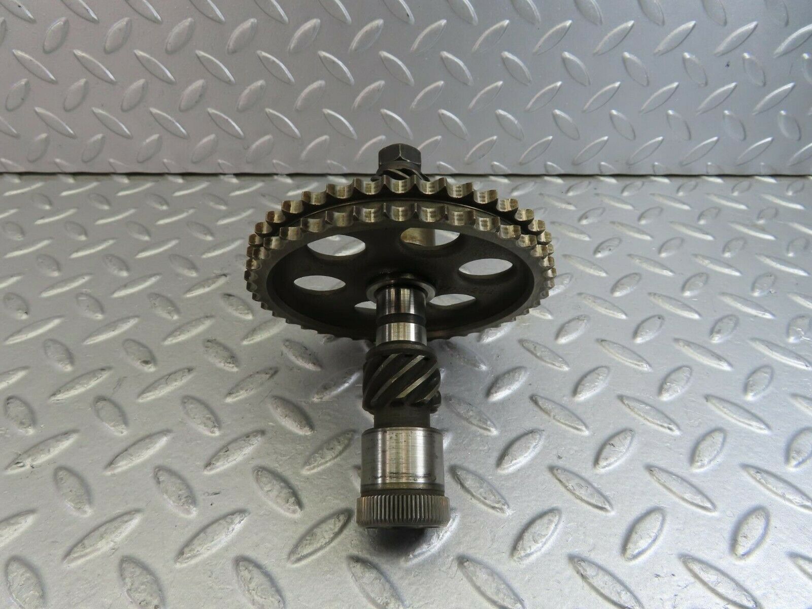 10223 Mercedes-Benz W111 220SE Intermediate Gear 1270520202